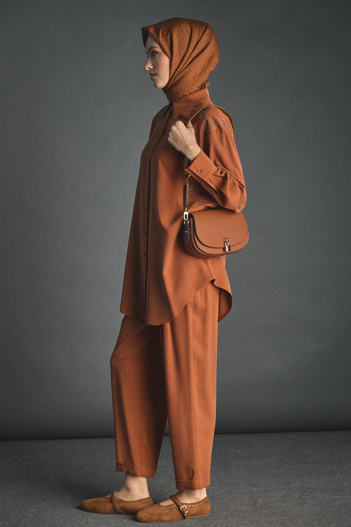 Taş Detaylı Lyocell Tunik