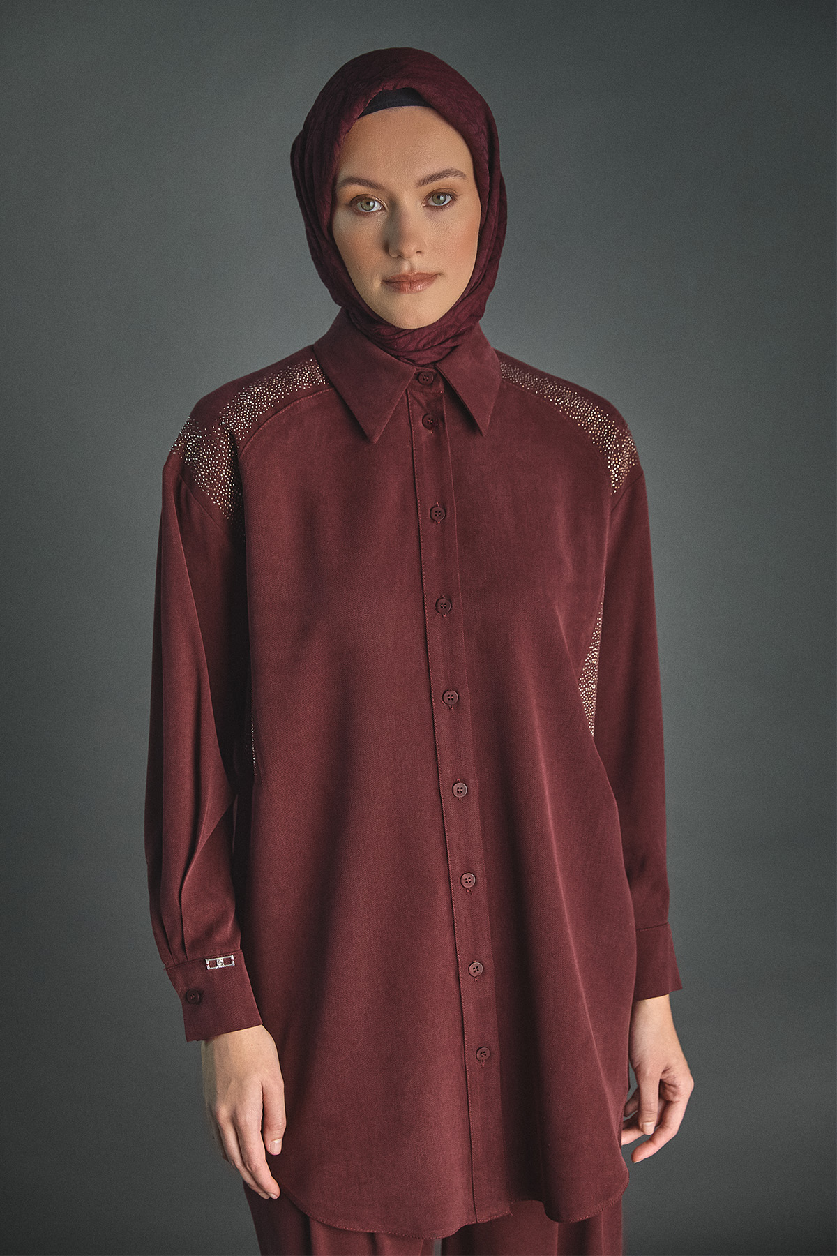 Taş Detaylı Lyocell Tunik