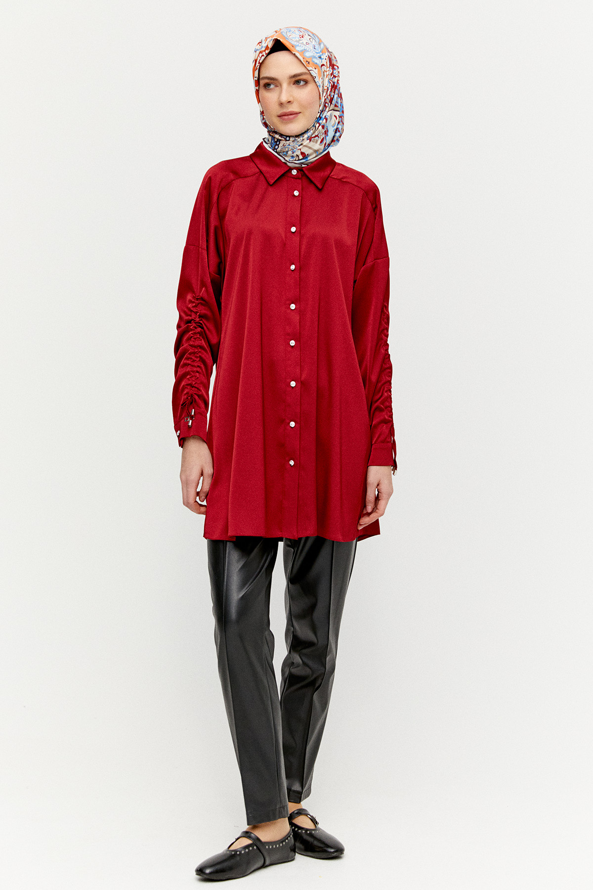 Büzgü Detaylı Saten Tunik