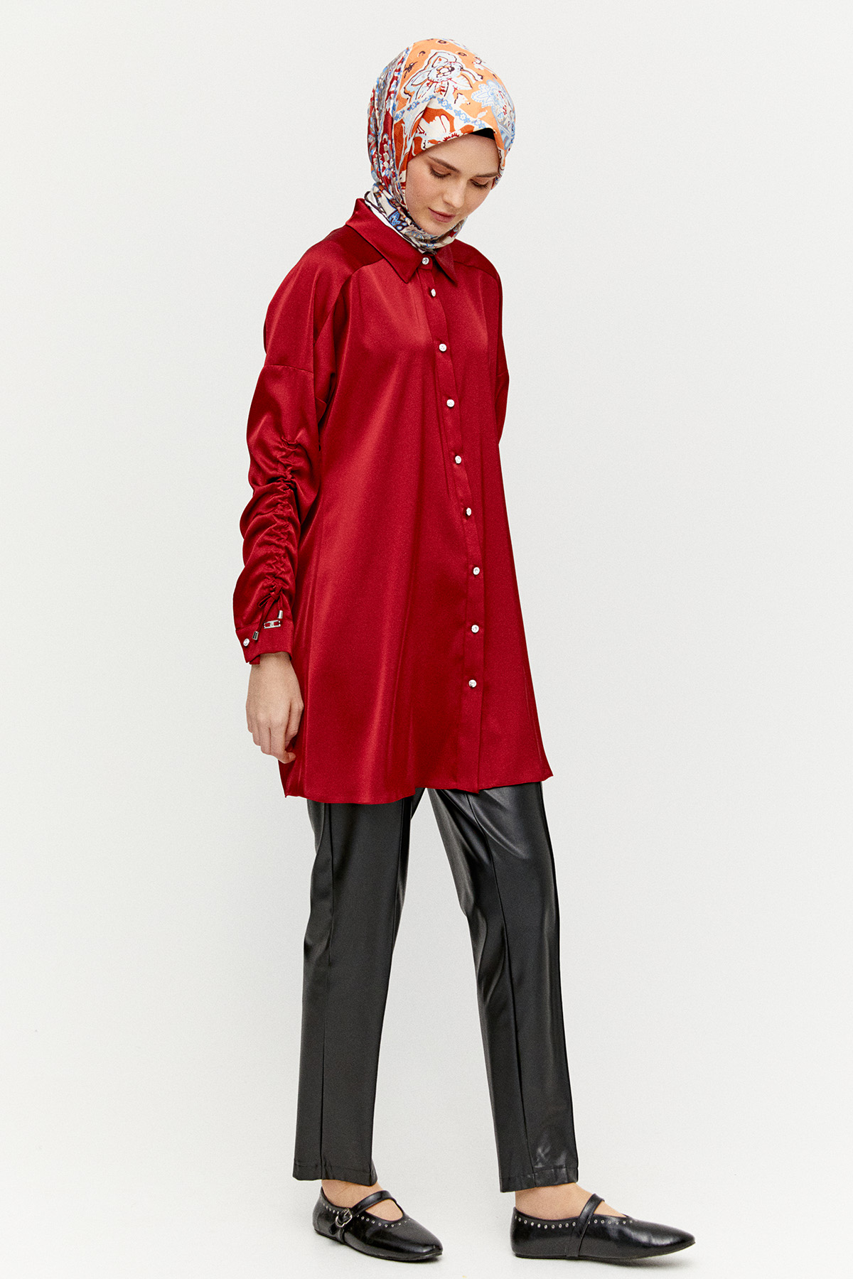 Büzgü Detaylı Saten Tunik