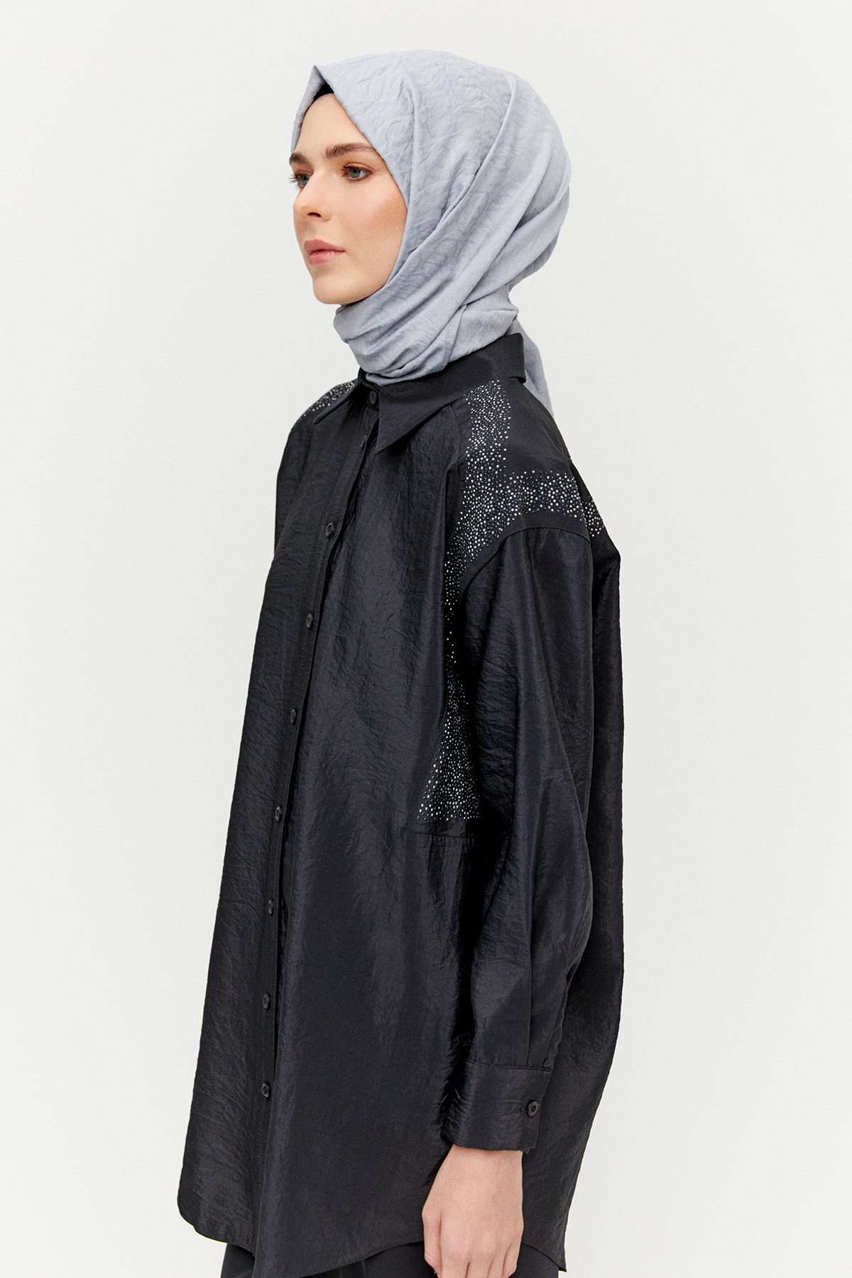 Jakarlı Taş Detaylı Tunik