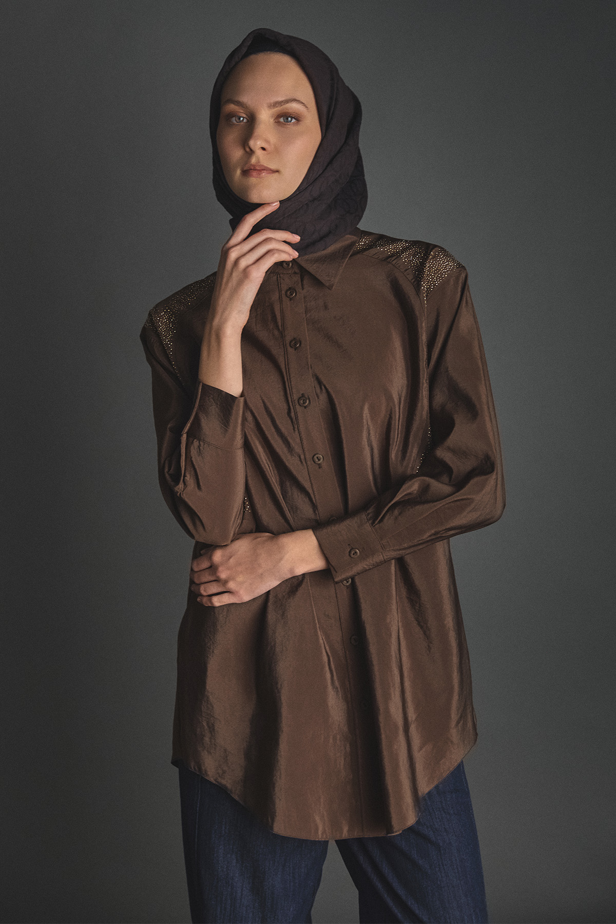 Jakarlı Taş Detaylı Tunik