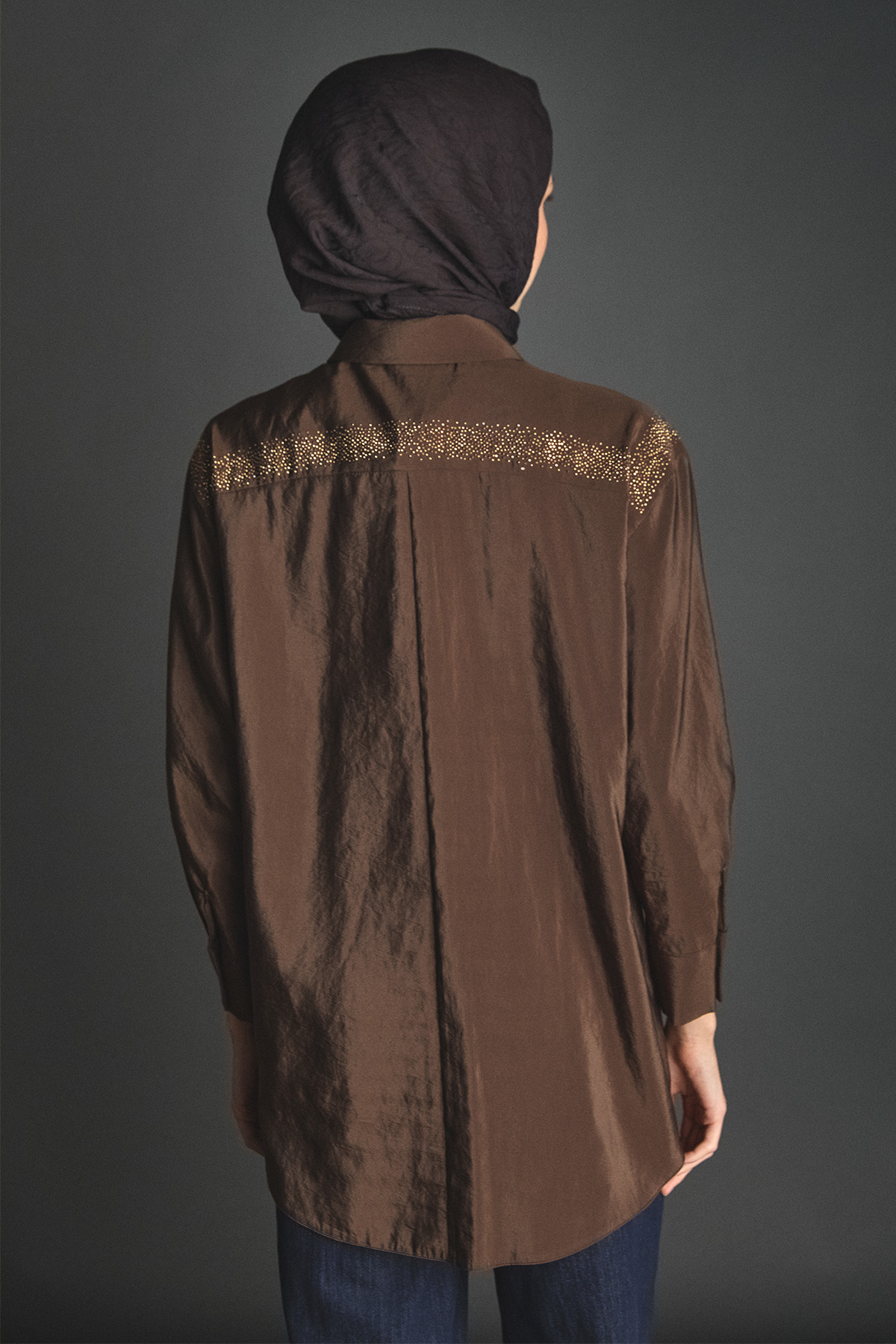 Jakarlı Taş Detaylı Tunik