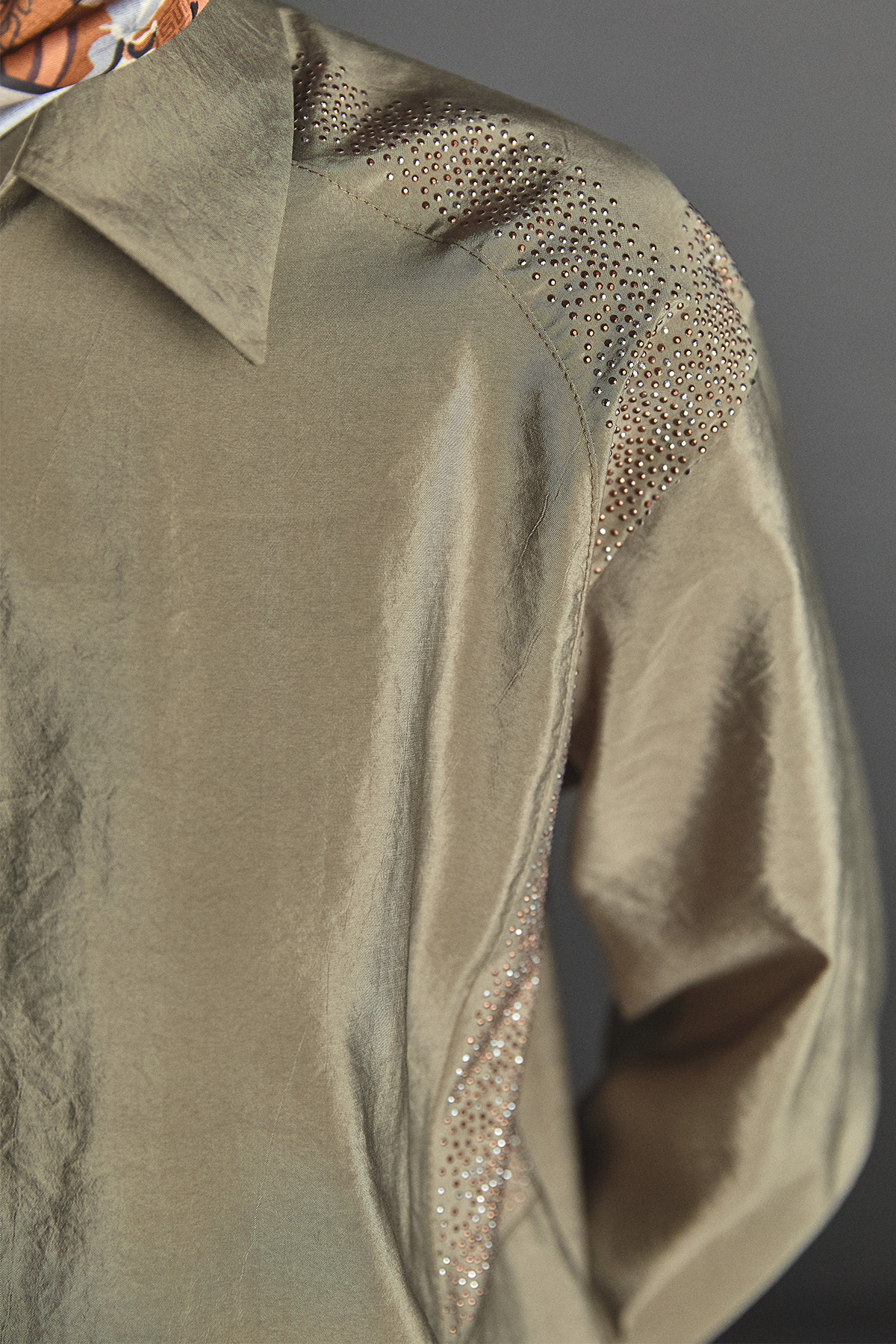 Jakarlı Taş Detaylı Tunik