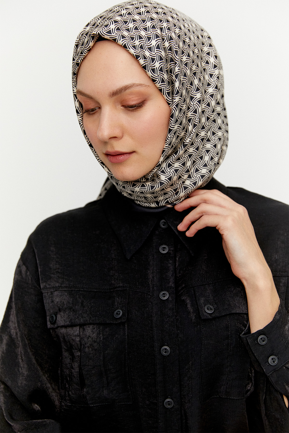 Gömlek Yakalı Spor Dikişli Jakarlı Tunik