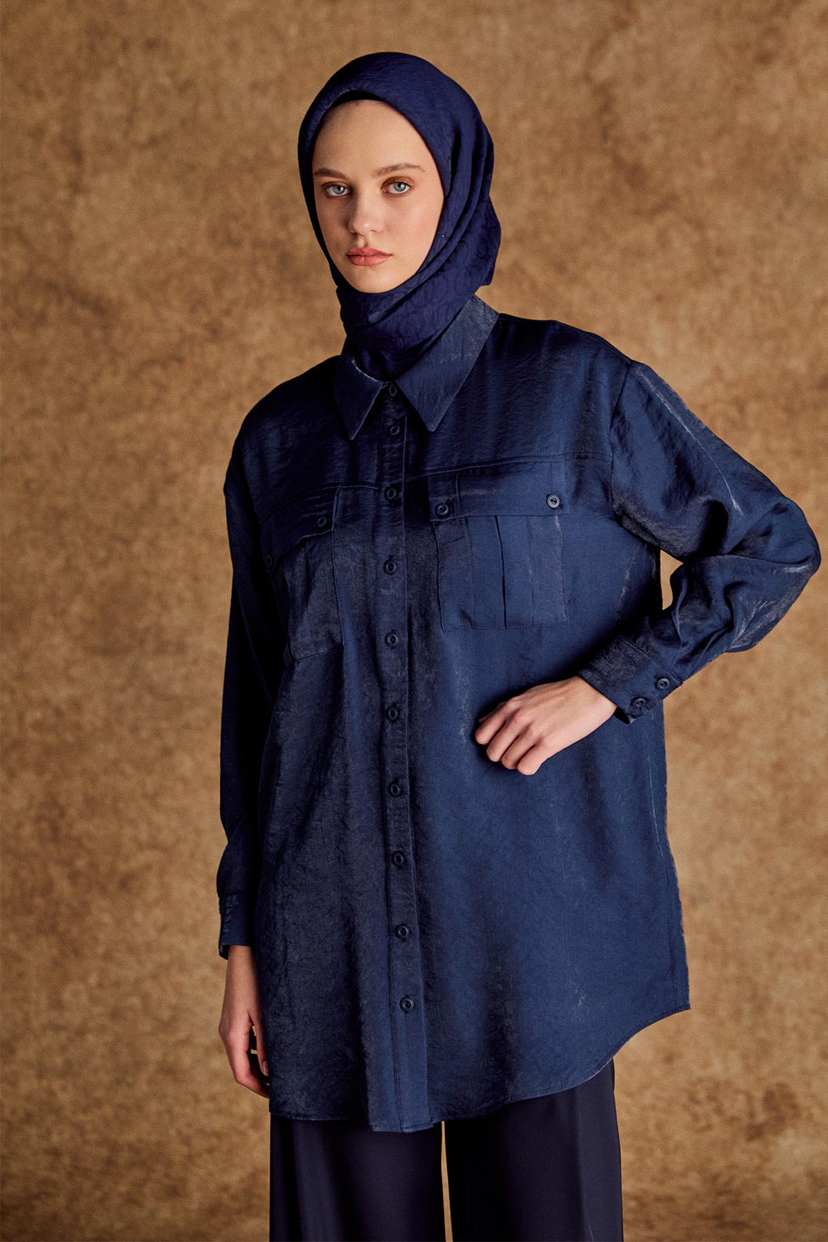 Gömlek Yakalı Spor Dikişli Jakarlı Tunik