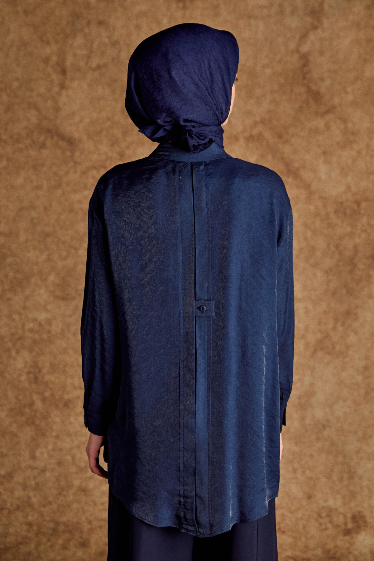 Gömlek Yakalı Spor Dikişli Jakarlı Tunik