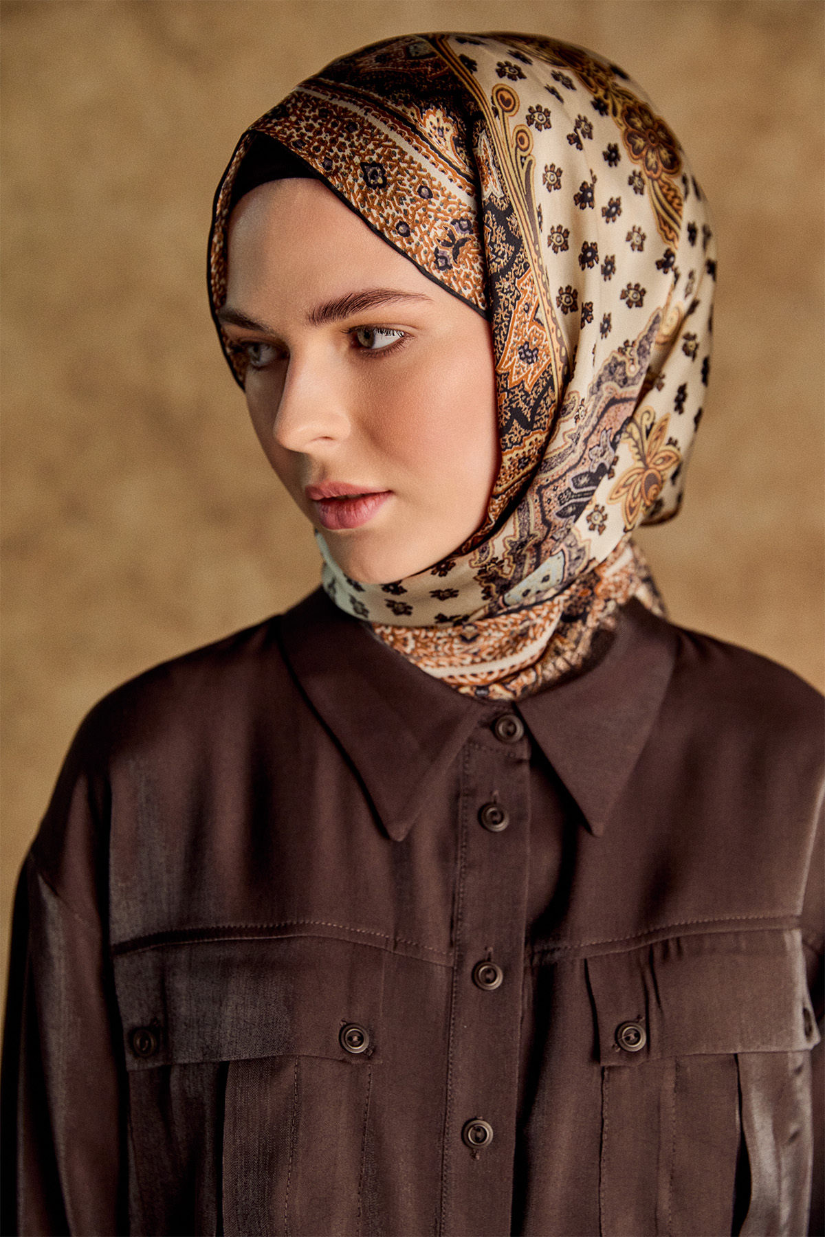 Gömlek Yakalı Spor Dikişli Jakarlı Tunik