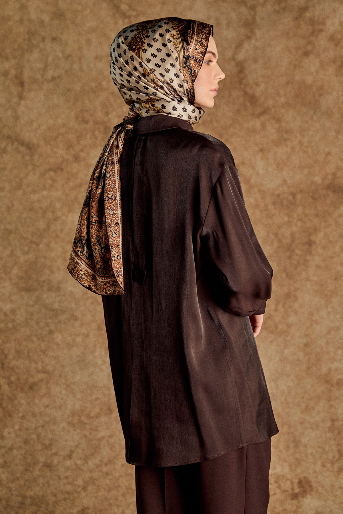 Gömlek Yakalı Spor Dikişli Jakarlı Tunik