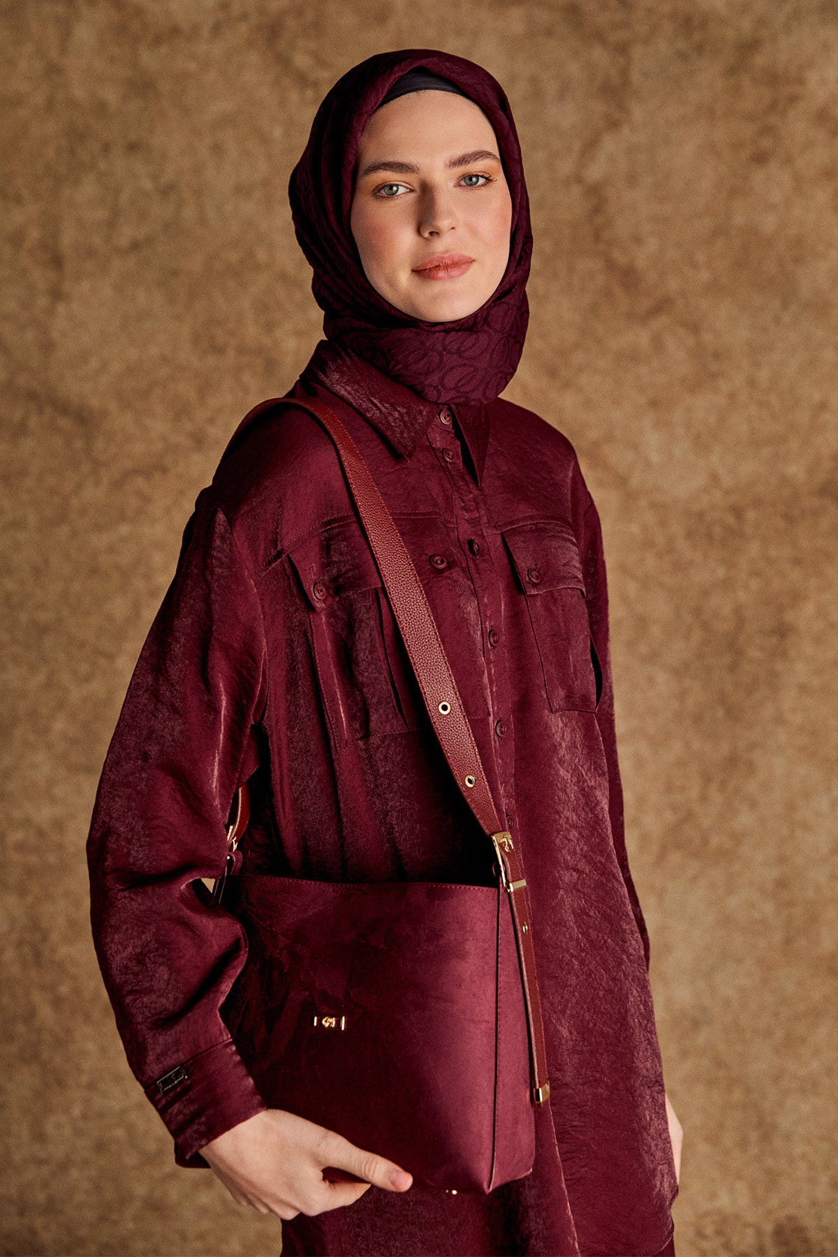 Gömlek Yakalı Spor Dikişli Jakarlı Tunik