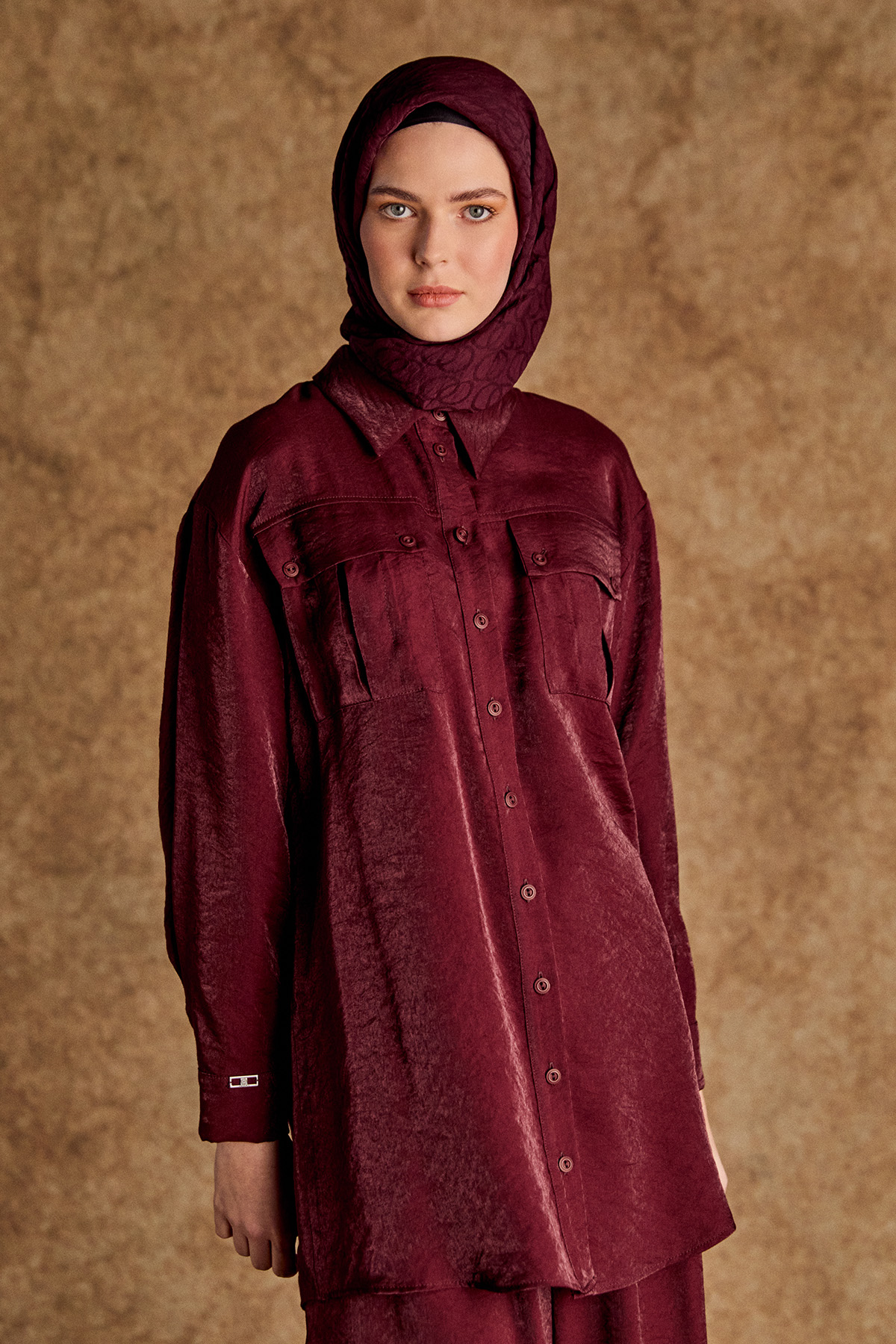 Gömlek Yakalı Spor Dikişli Jakarlı Tunik