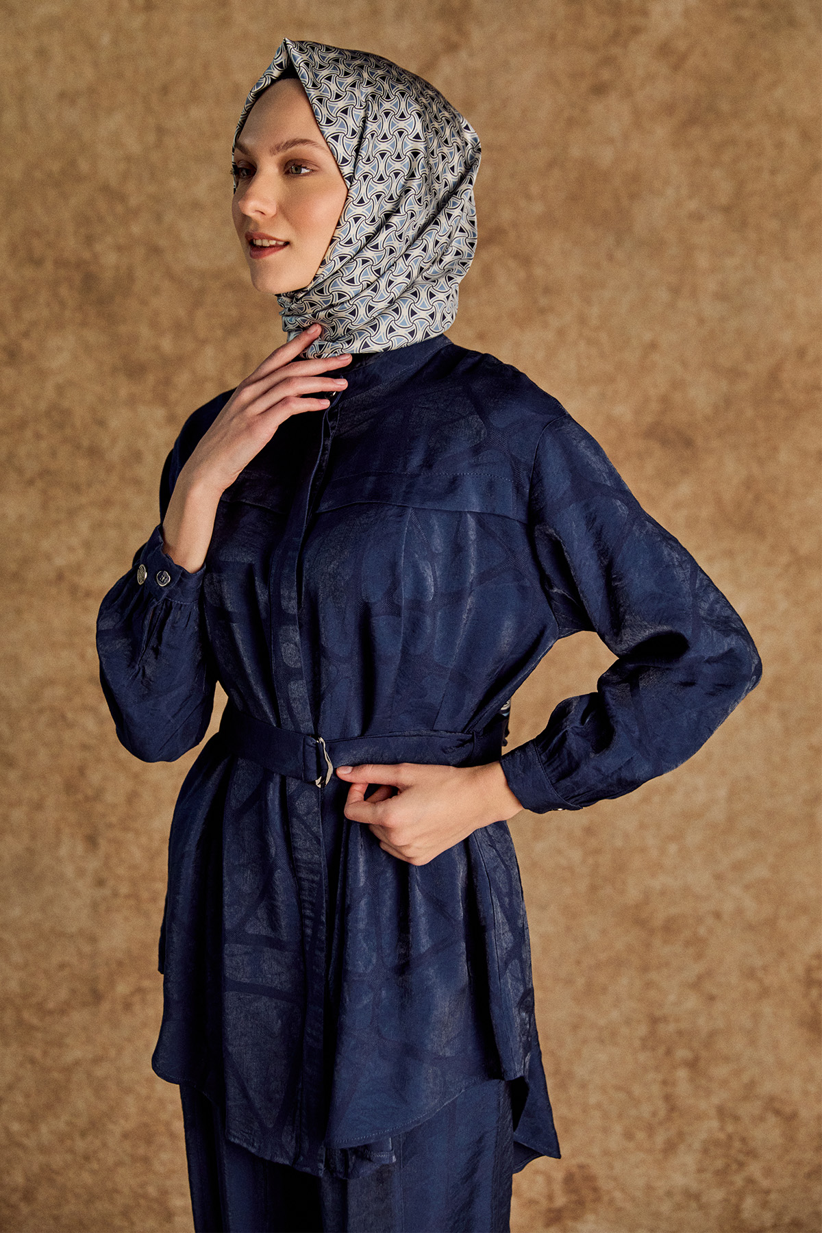 Kemerli Hakim Yakalı İkili Takım