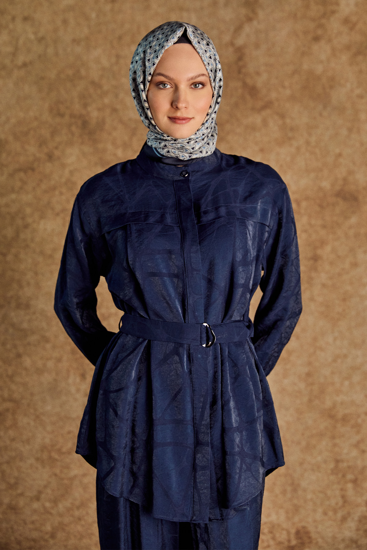 Kemerli Hakim Yakalı İkili Takım