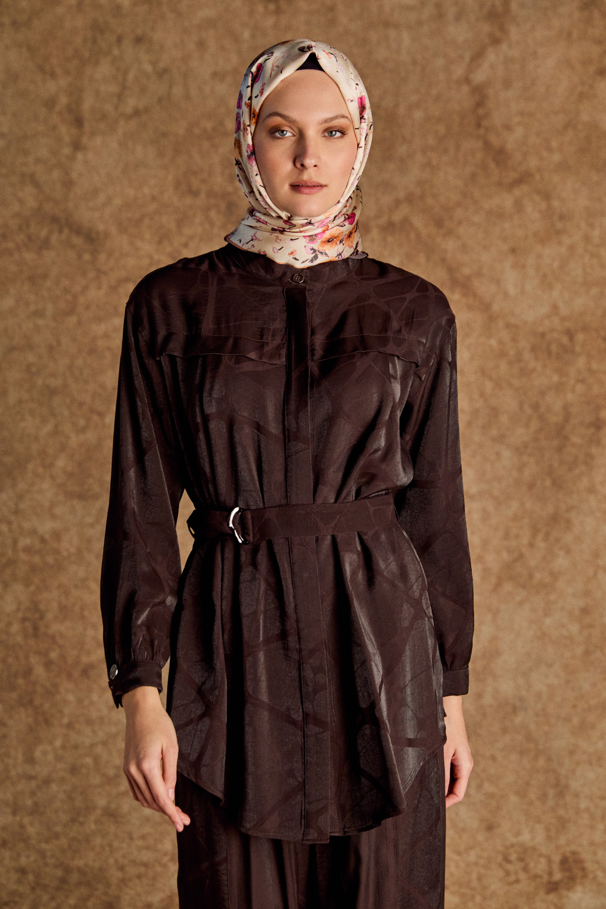 Kemerli Hakim Yakalı İkili Takım