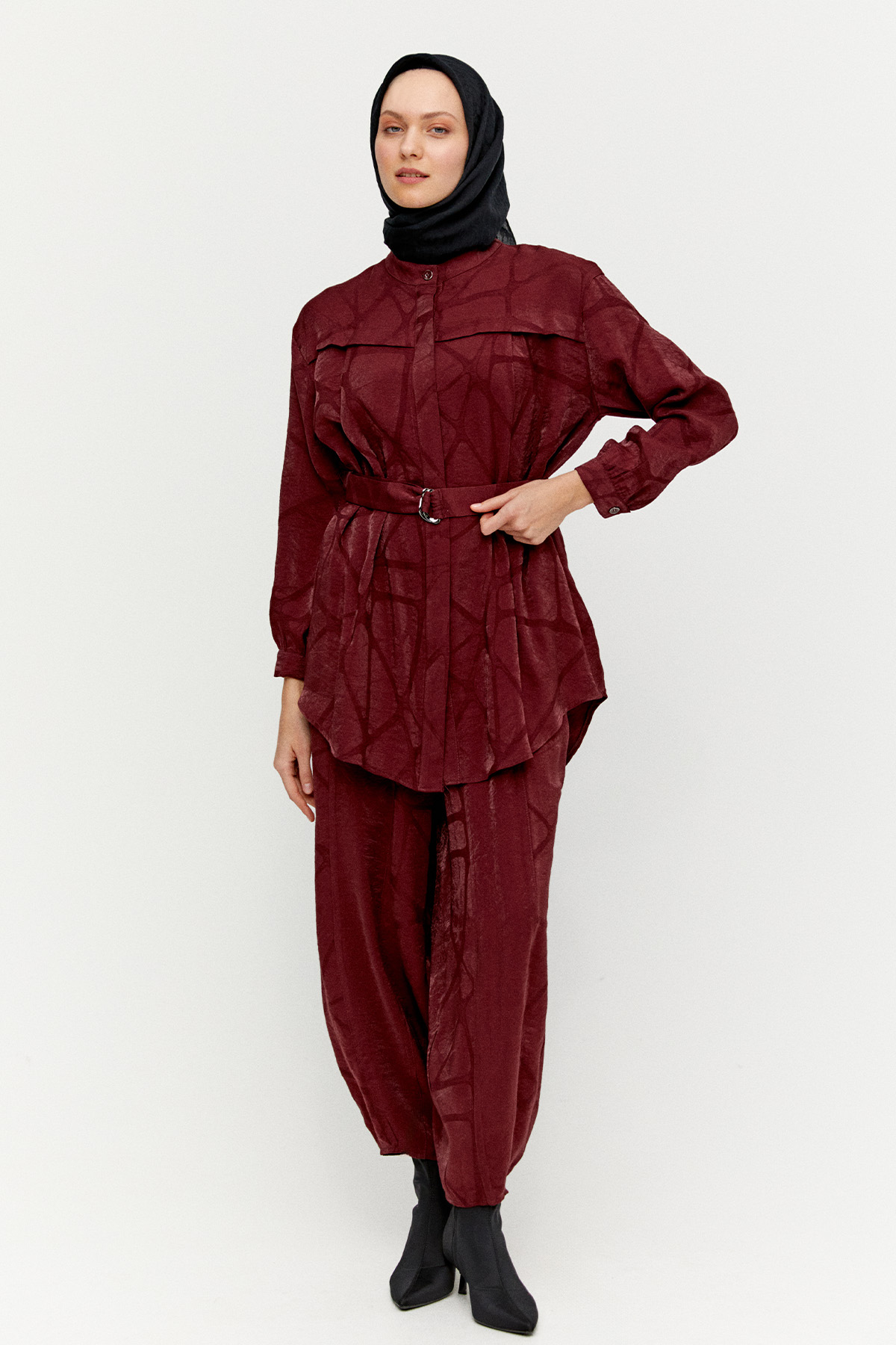 Kemerli Hakim Yakalı İkili Takım