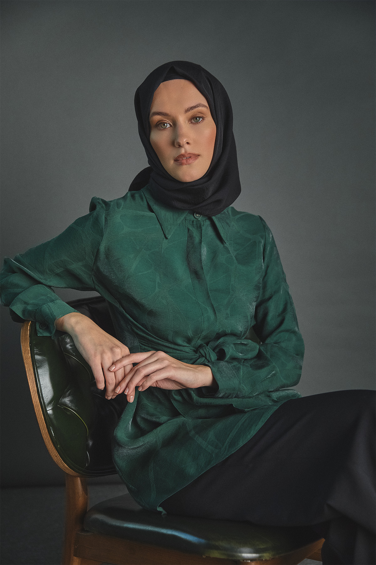 Jakar Desenli Kuşaklı Tunik