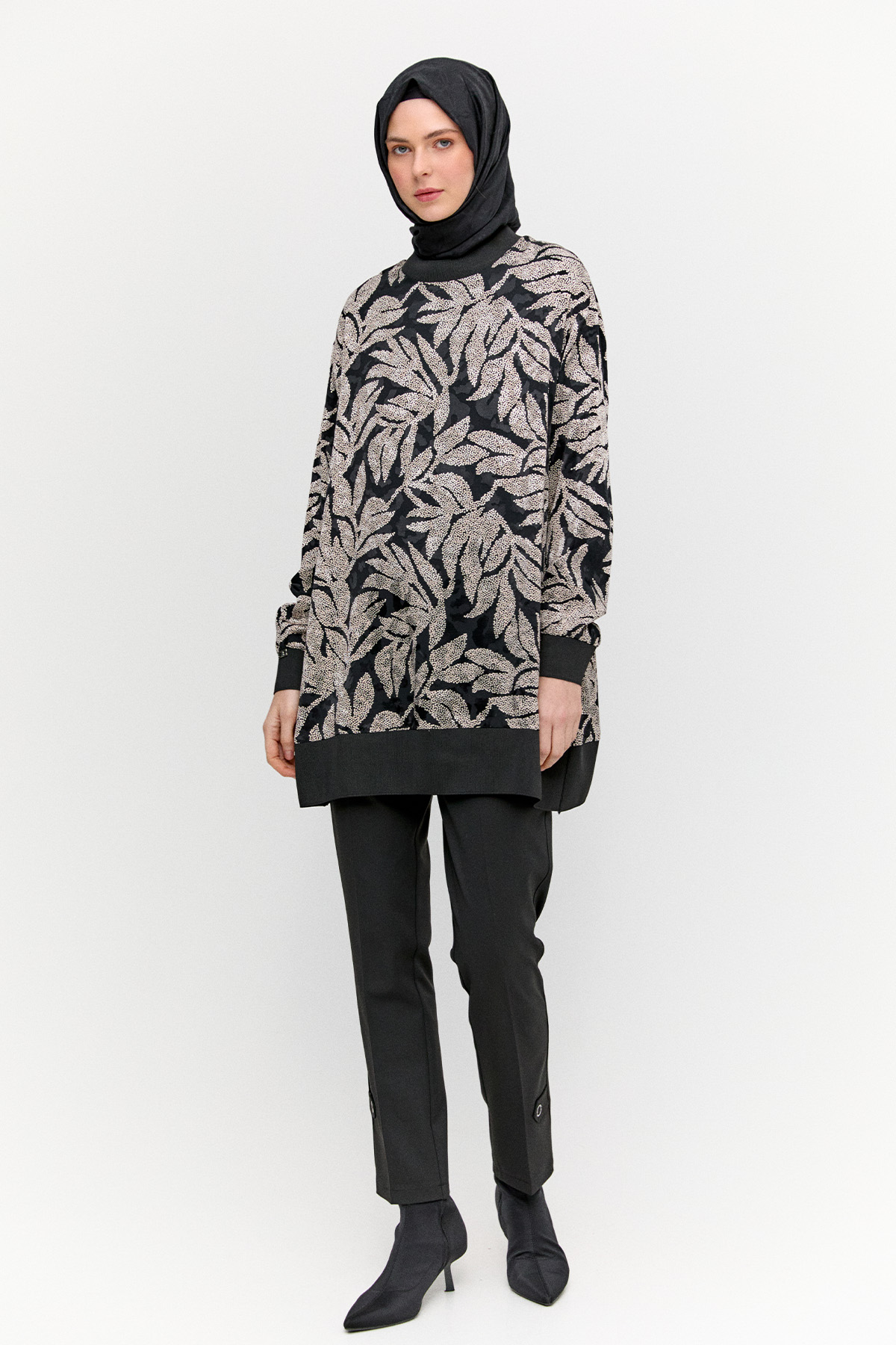 Desenli Ribanalı Floş Tunik, Tesettür Giyim