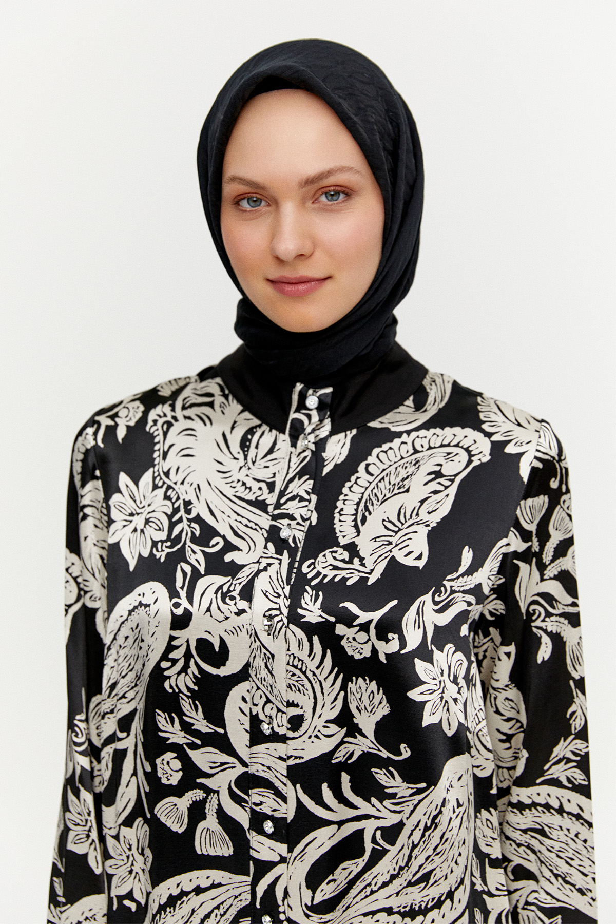 Önü Kısa Arkası Uzun Desenli Tunik