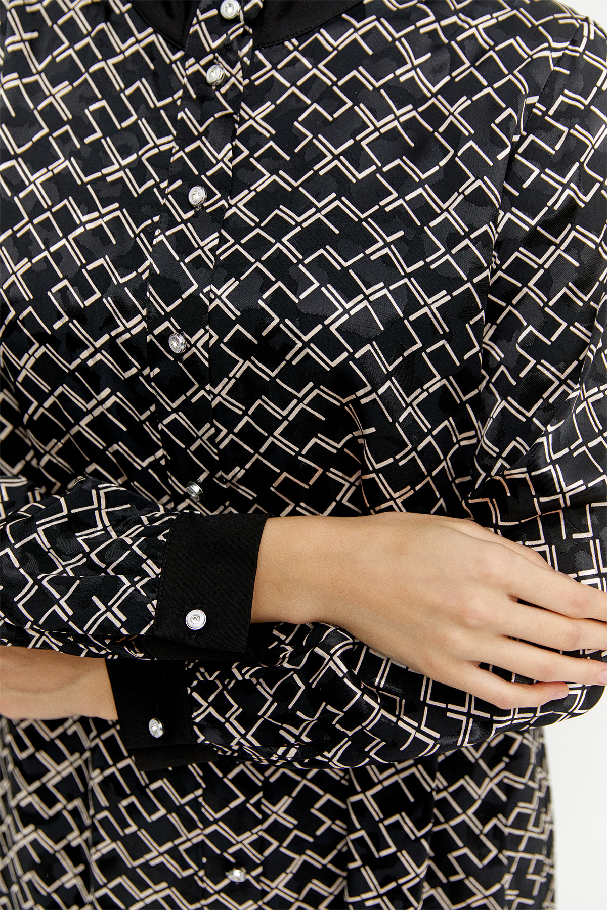 Önü Kısa Arkası Uzun Desenli Tunik