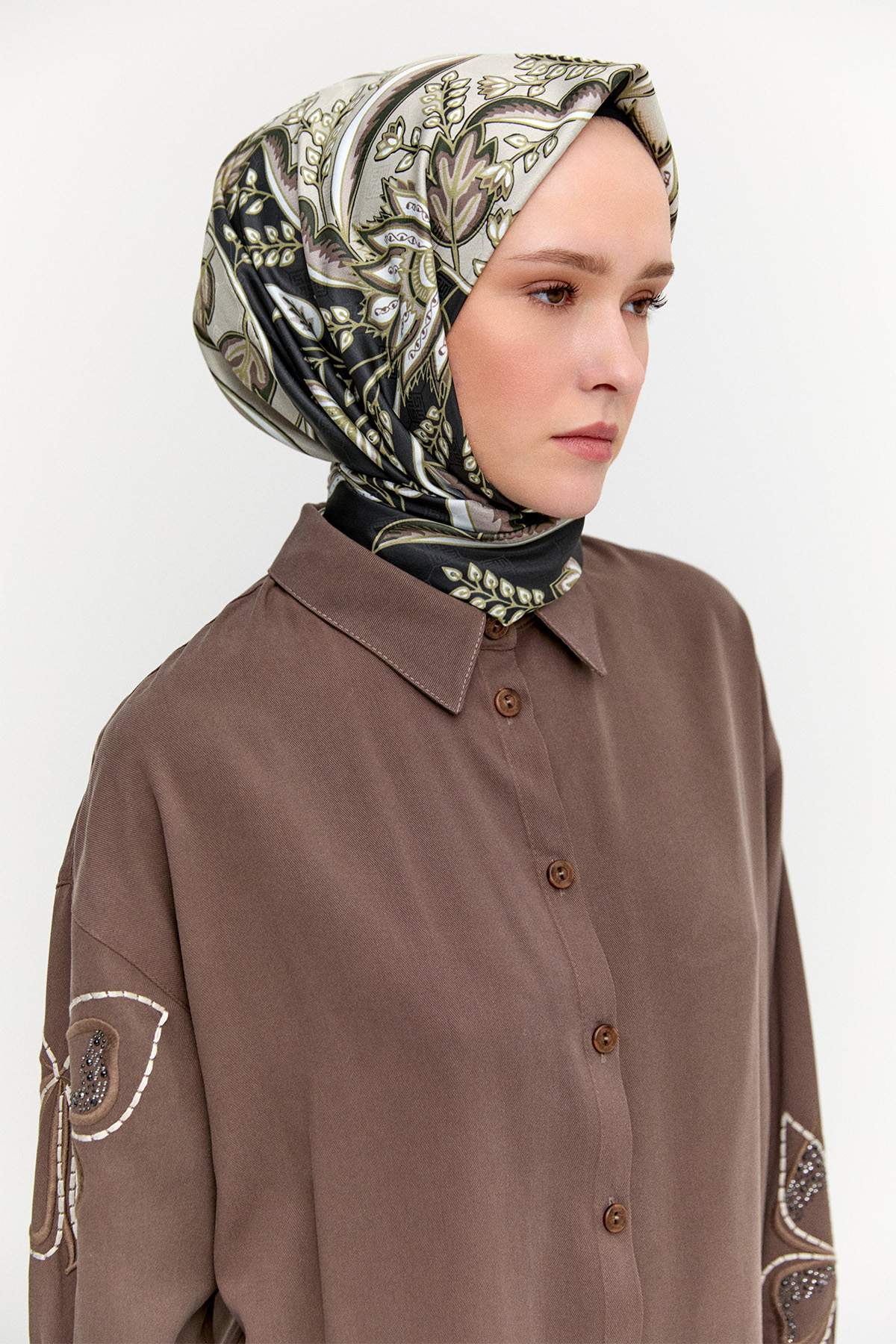 Çiçek Nakışlı Lyocell Tunik, Tesettür Giyim