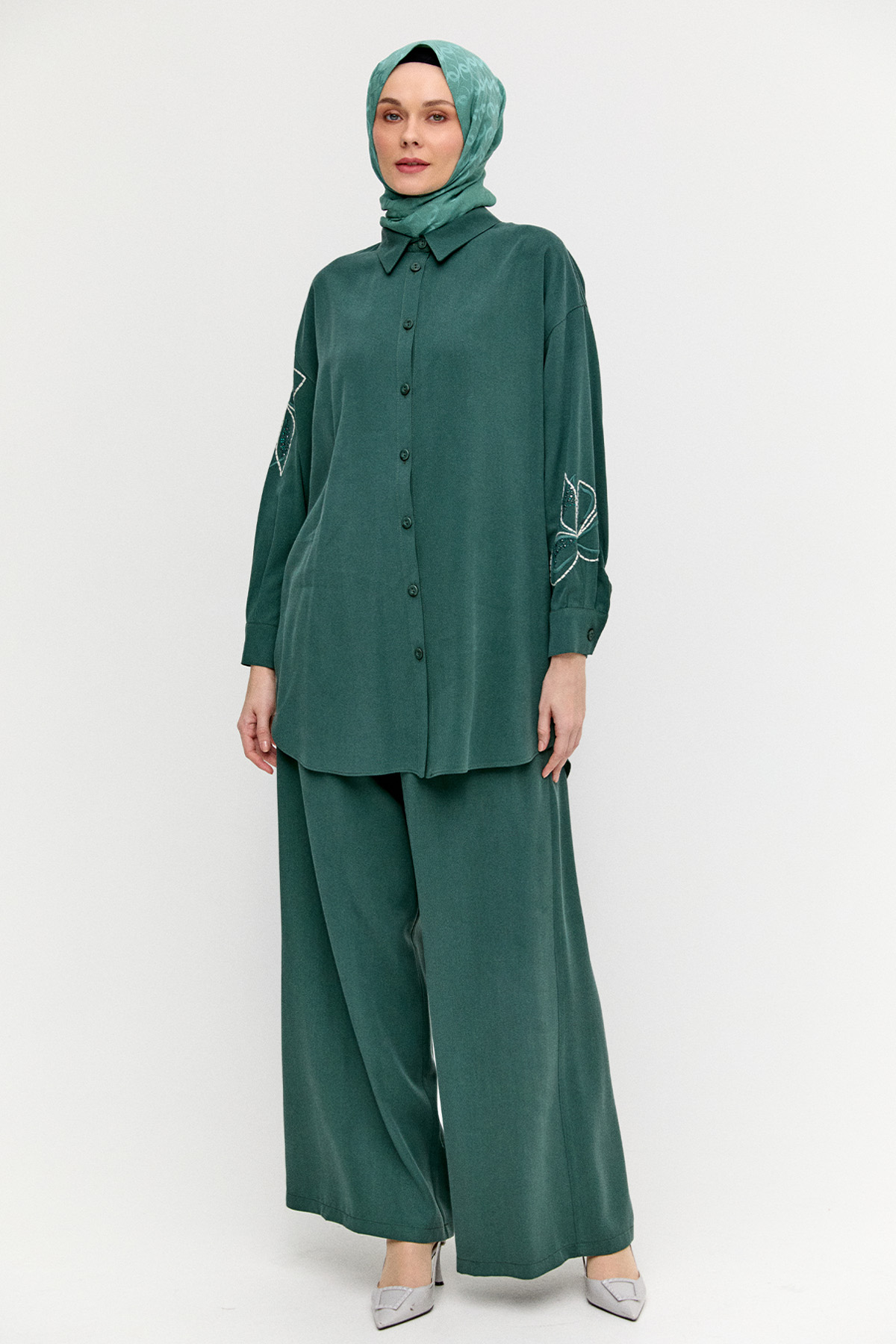 Çiçek Nakışlı Lyocell Tunik, Tesettür Giyim