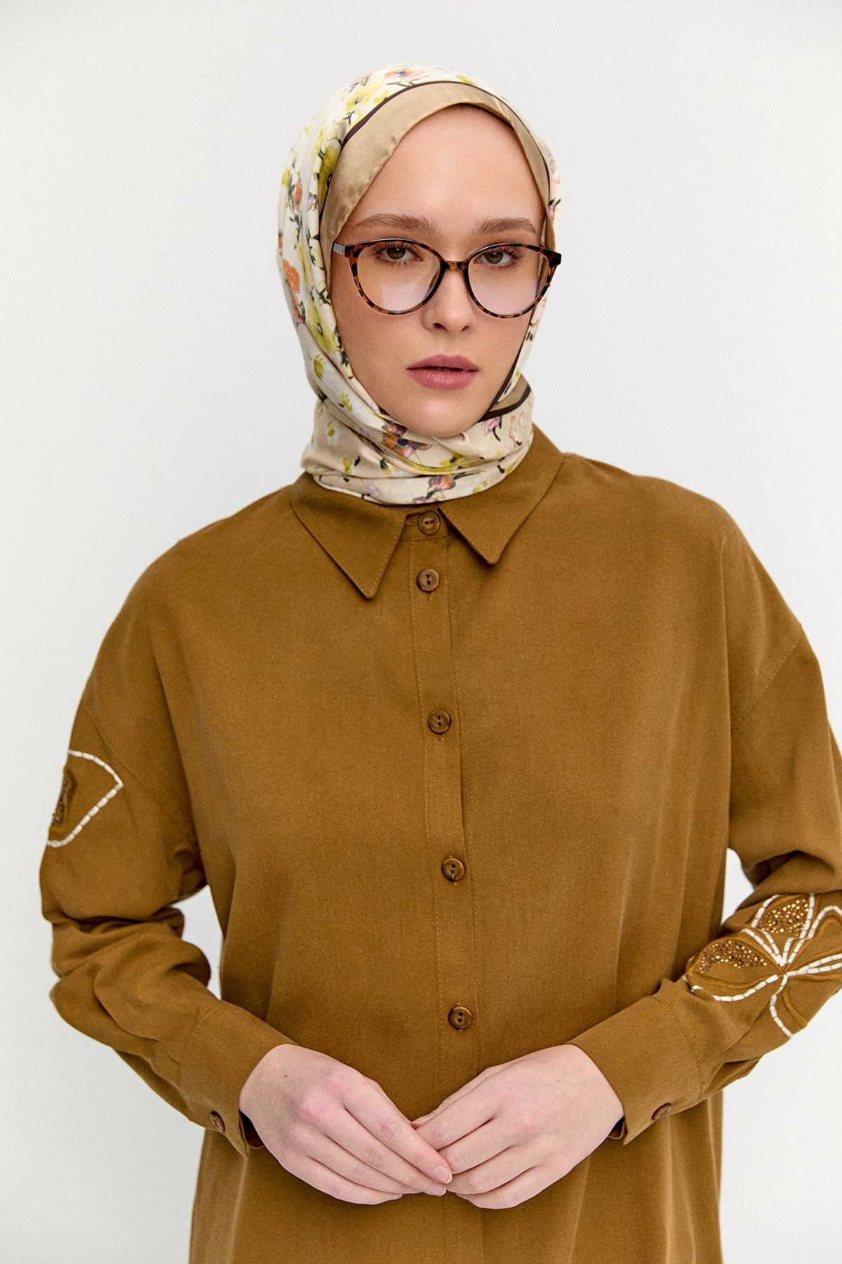 Çiçek Nakışlı Lyocell Tunik, Tesettür Giyim