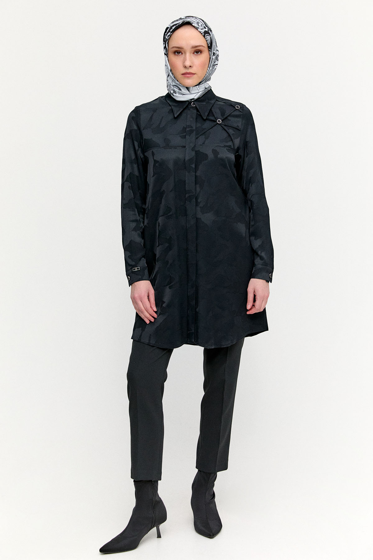 Desenli Jakarlı Tunik, Tesettür Giyim