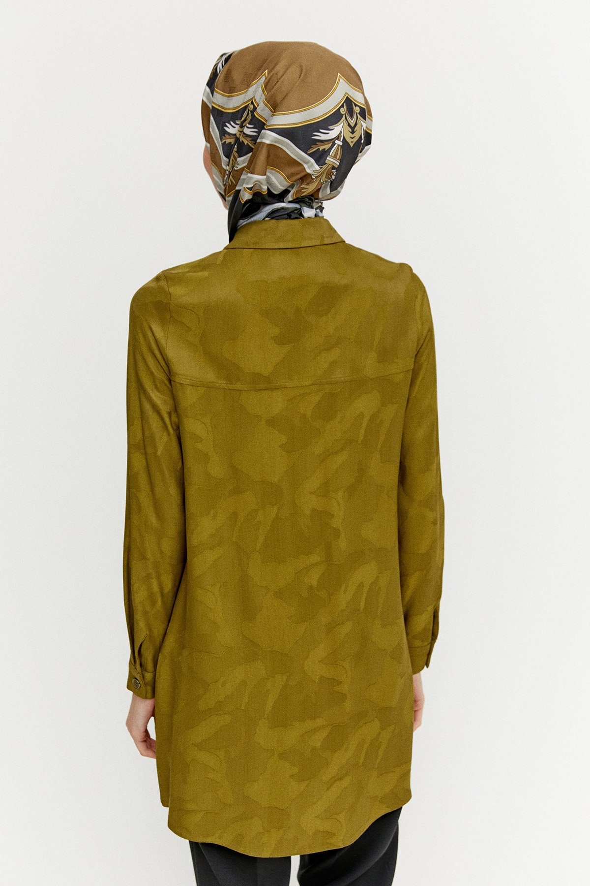 Desenli Jakarlı Tunik