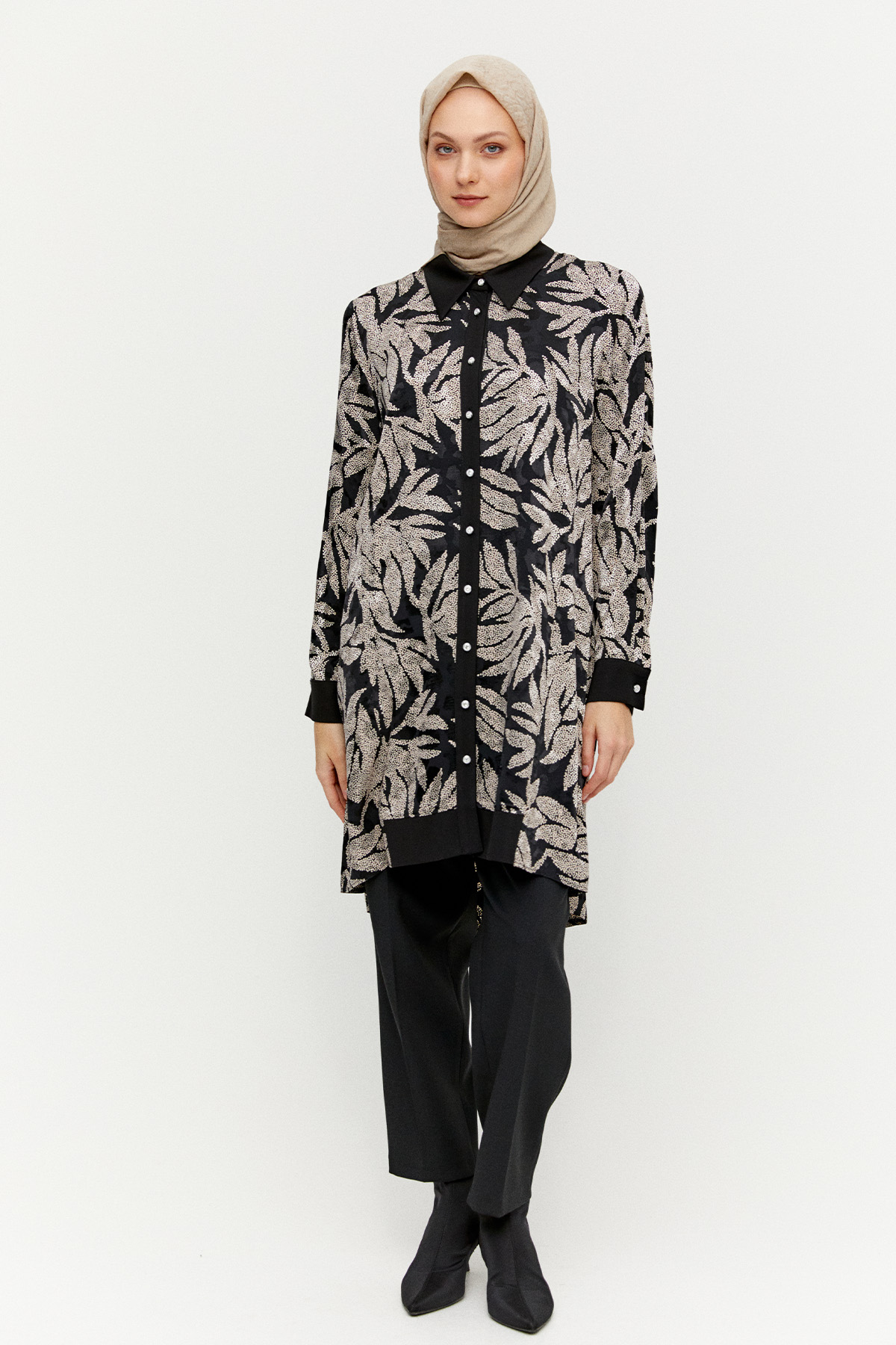 Desenli Önü Kısa Arkası Uzun Tunik