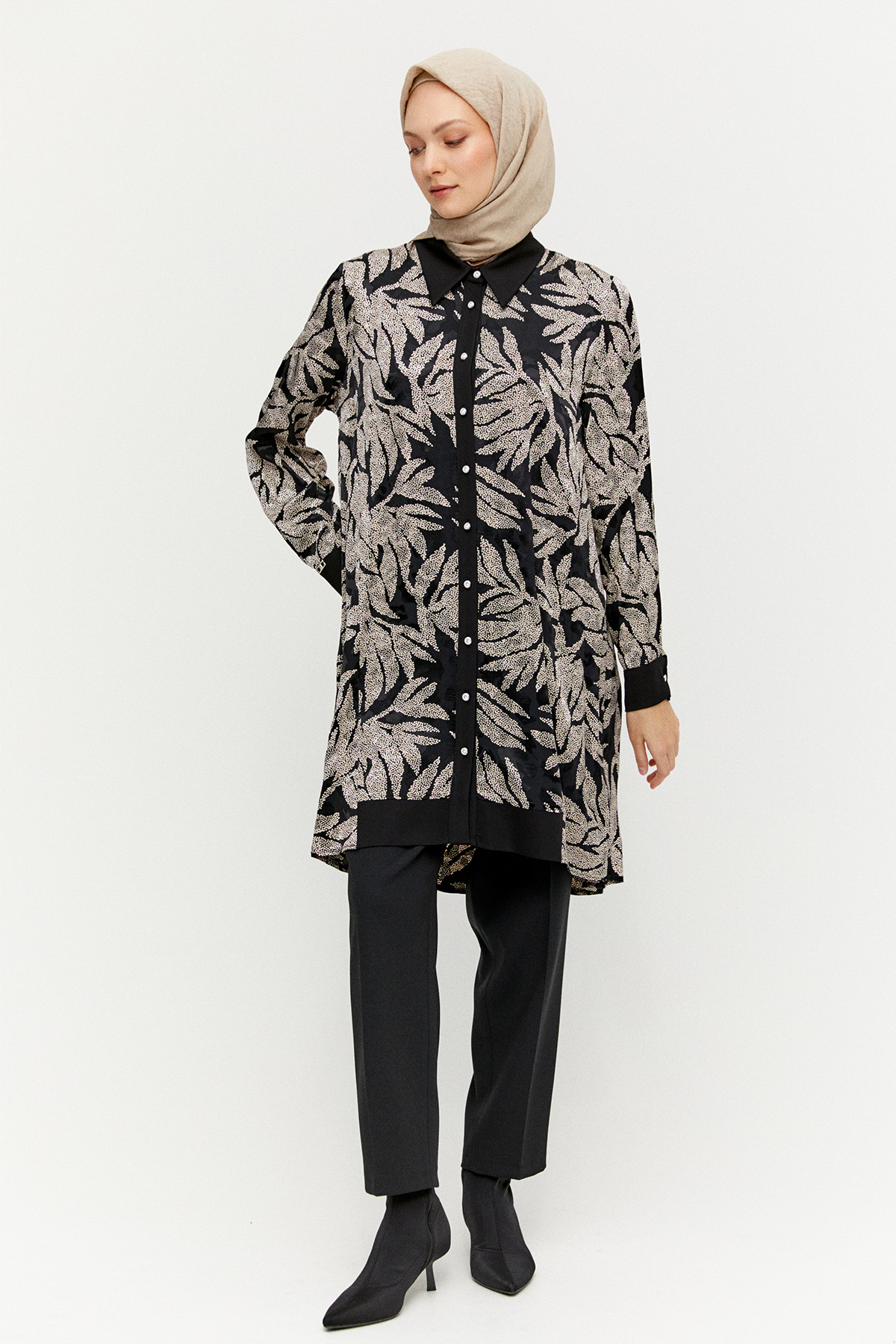 Desenli Önü Kısa Arkası Uzun Tunik