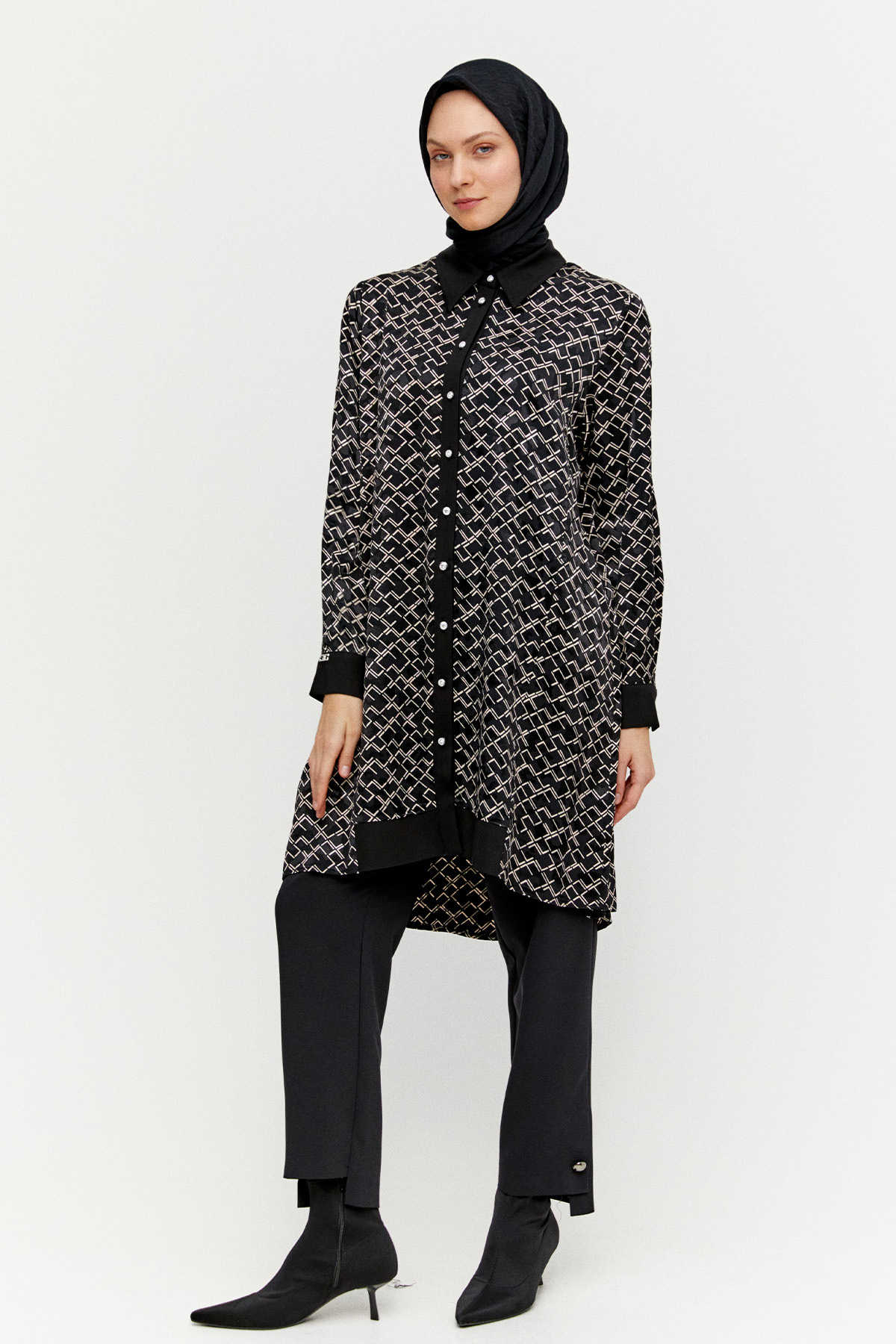 Desenli Önü Kısa Arkası Uzun Tunik