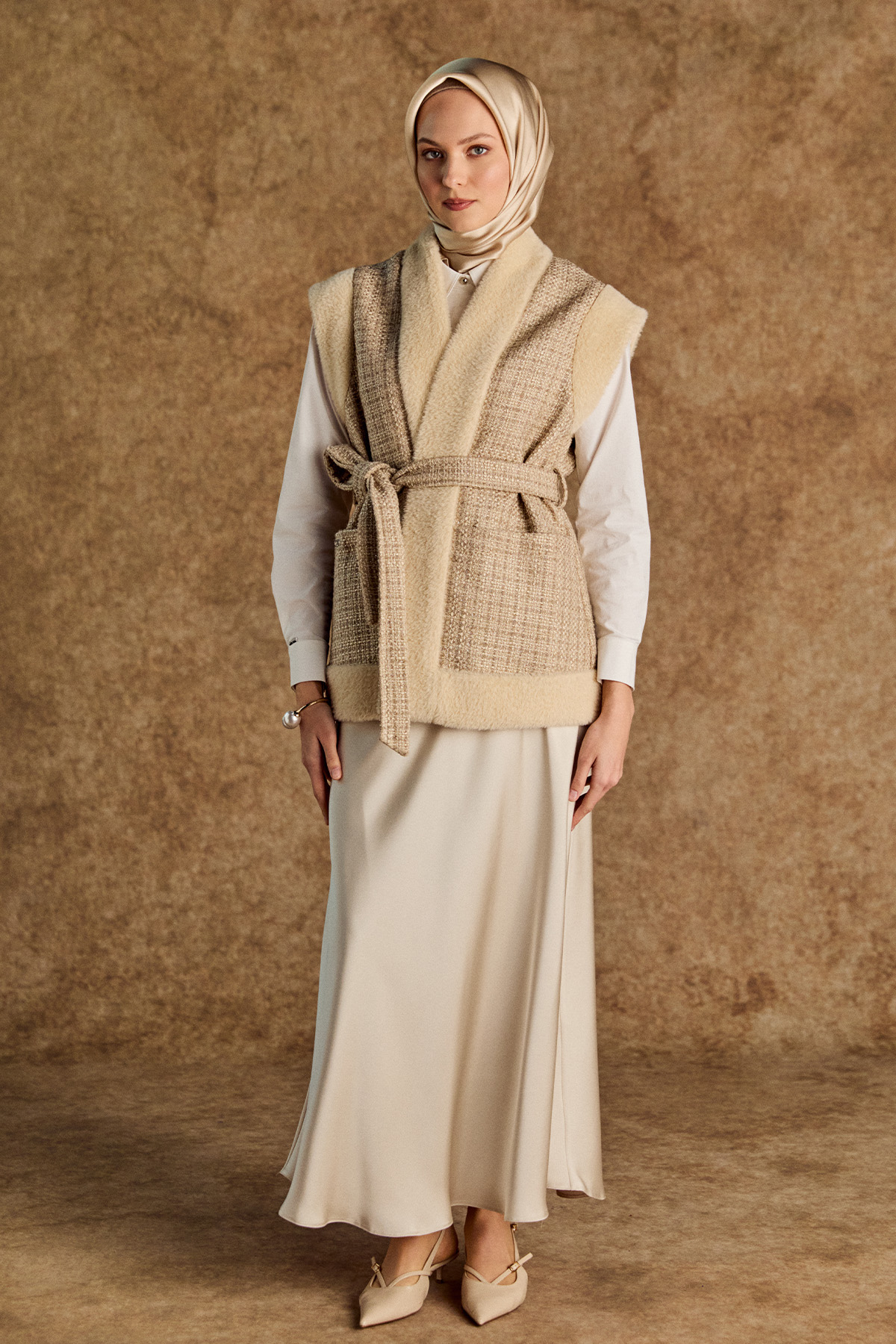 Suni Kürk Kombinli Şal Yakalı Tüvit Yelek