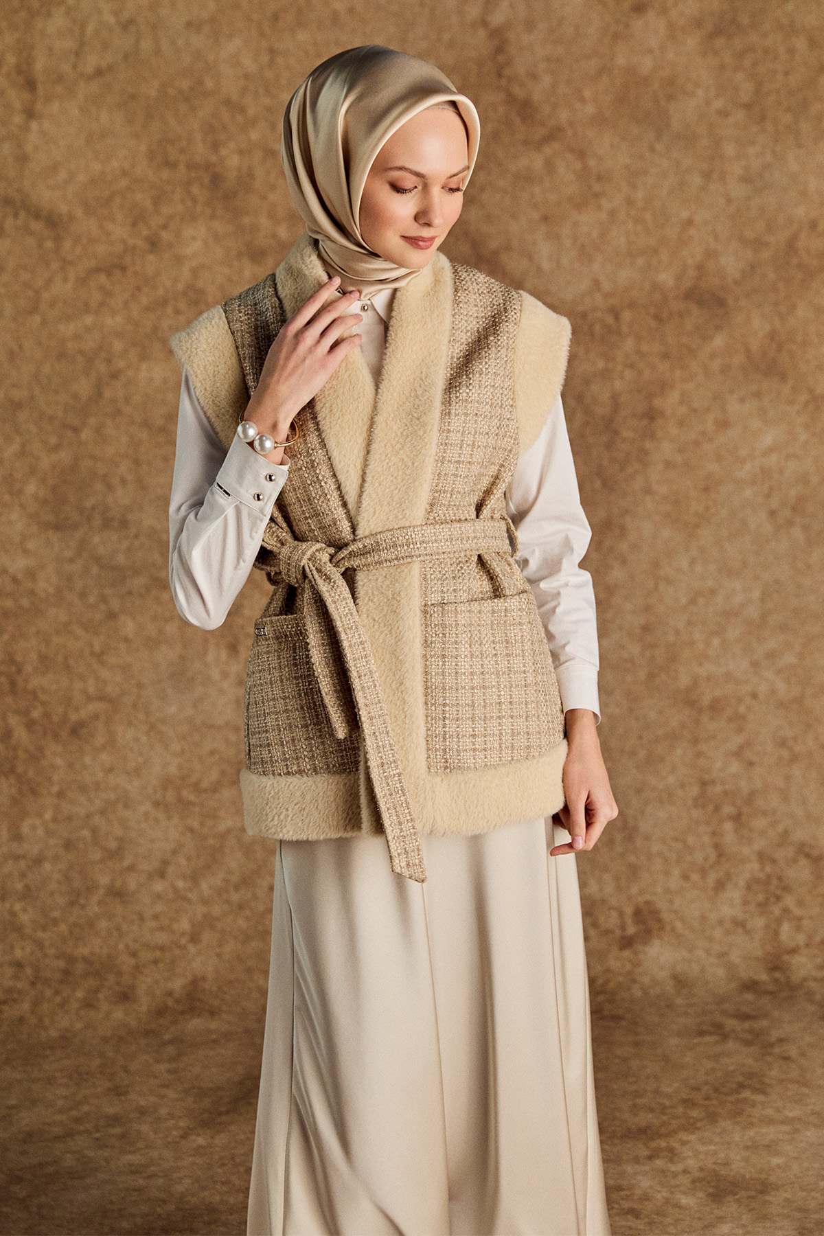 Suni Kürk Kombinli Şal Yakalı Tüvit Yelek