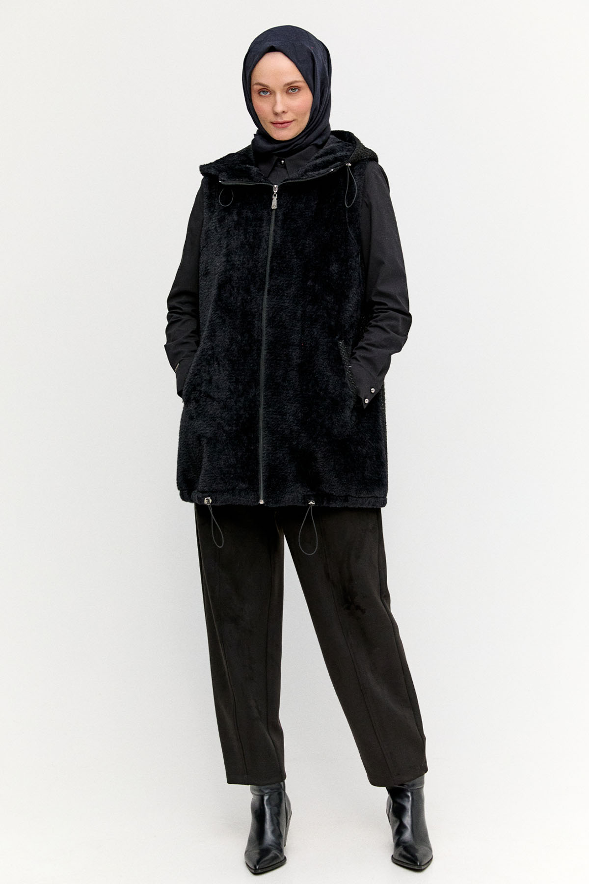 Tüvit Detaylı Peluş Yelek, Tesettür Giyim