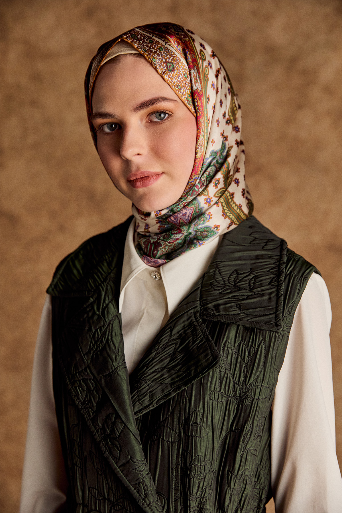 Çiçek Desenli Kruvaze Uzun Yelek