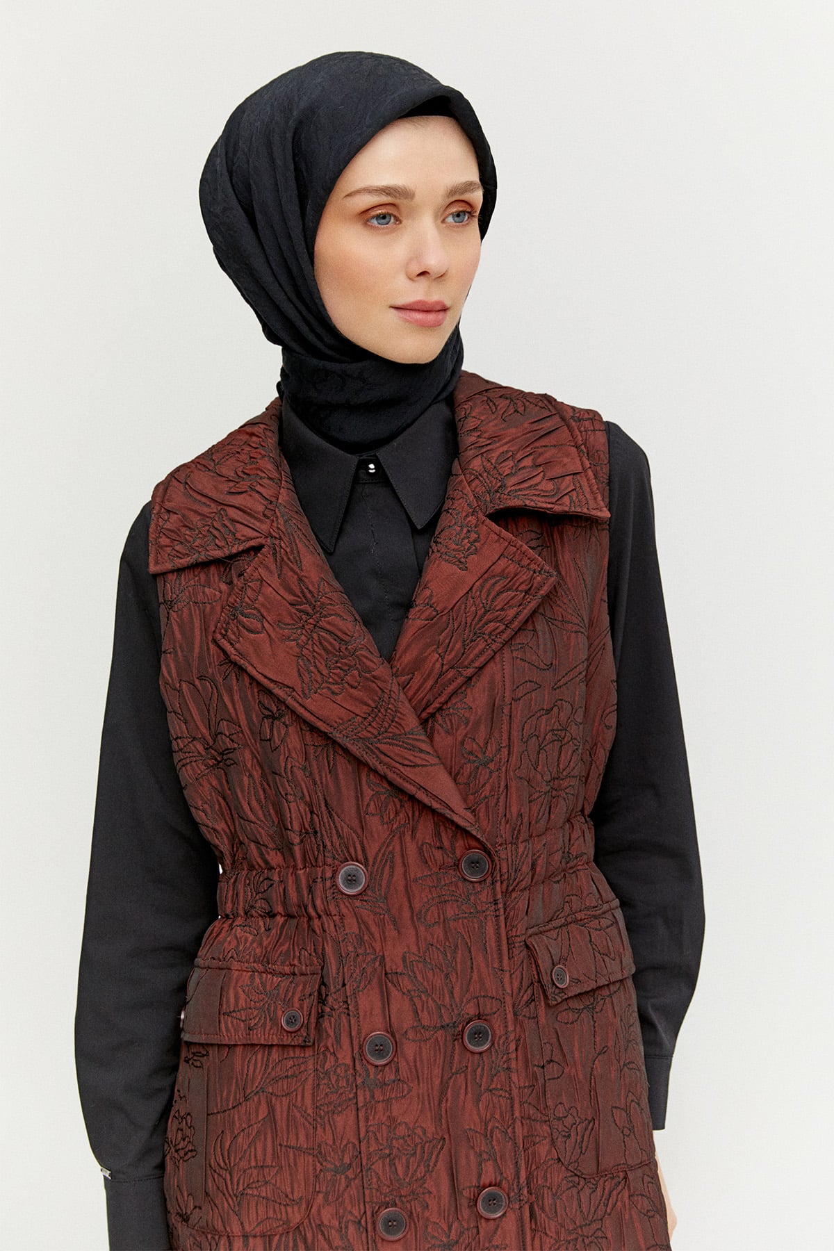 Çiçek Desenli Kruvaze Uzun Yelek