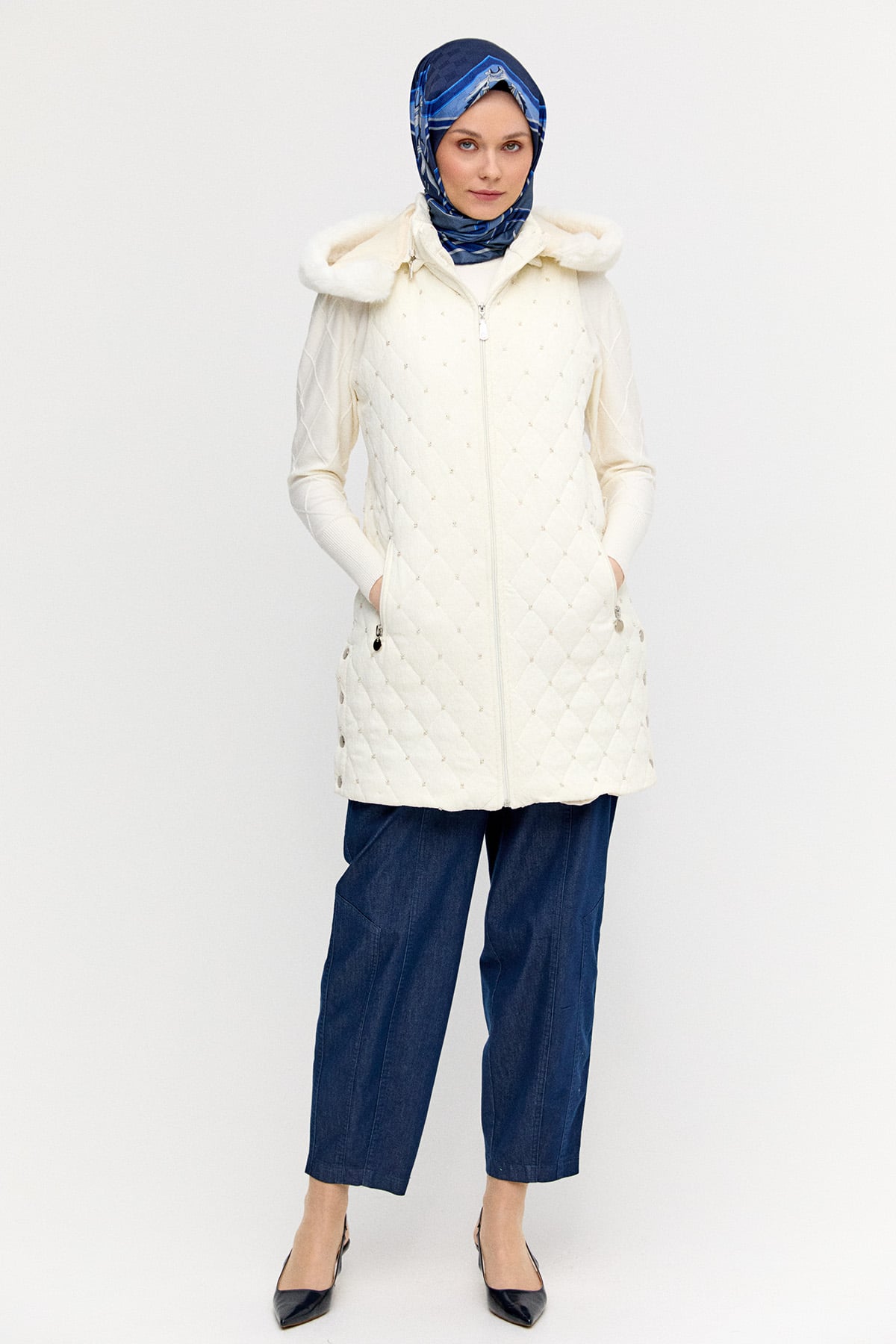 Seyyar Kapüşonlu Dokulu Yelek, Tesettür Giyim