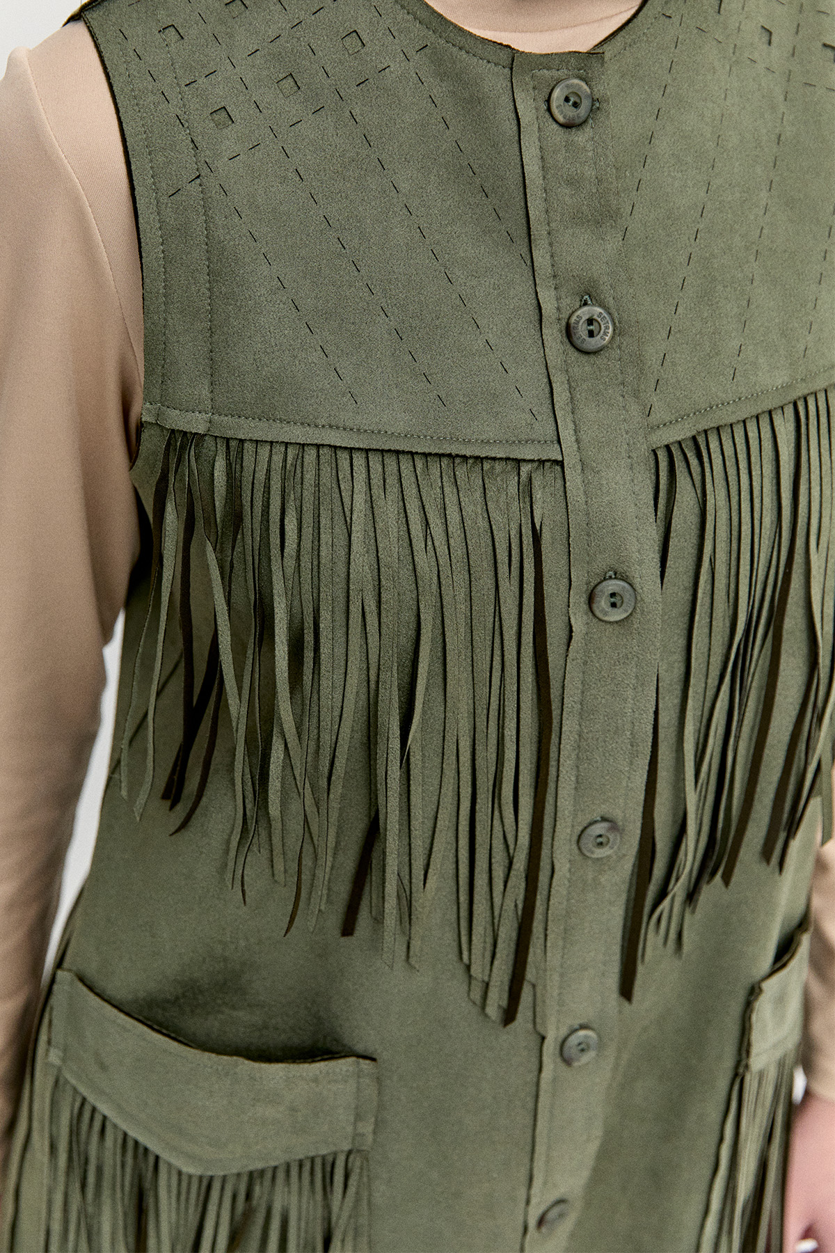 Süet Görünümlü Püsküllü Yelek, Tesettür Giyim