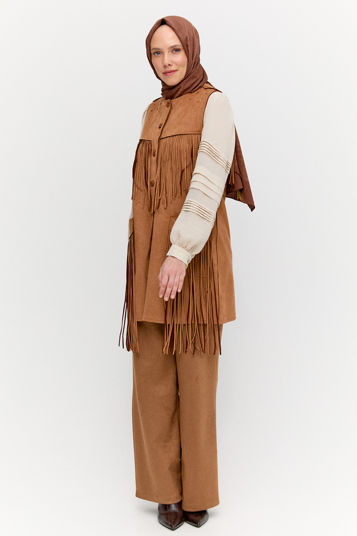 Süet Görünümlü Püsküllü Yelek, Tesettür Giyim