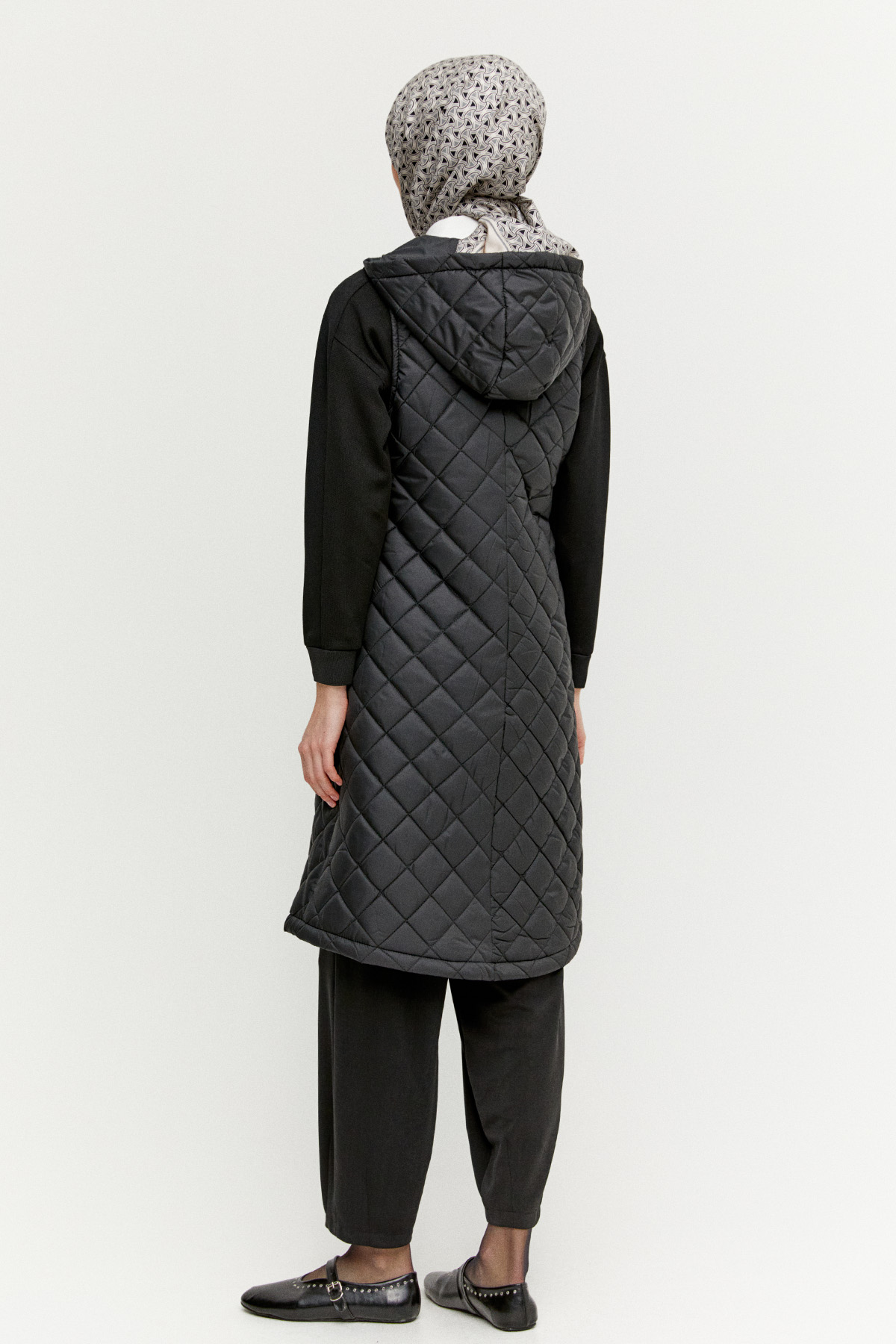 Kapüşonlu Baklava Desenli Kapitone Yelek, Tesettür Giyim