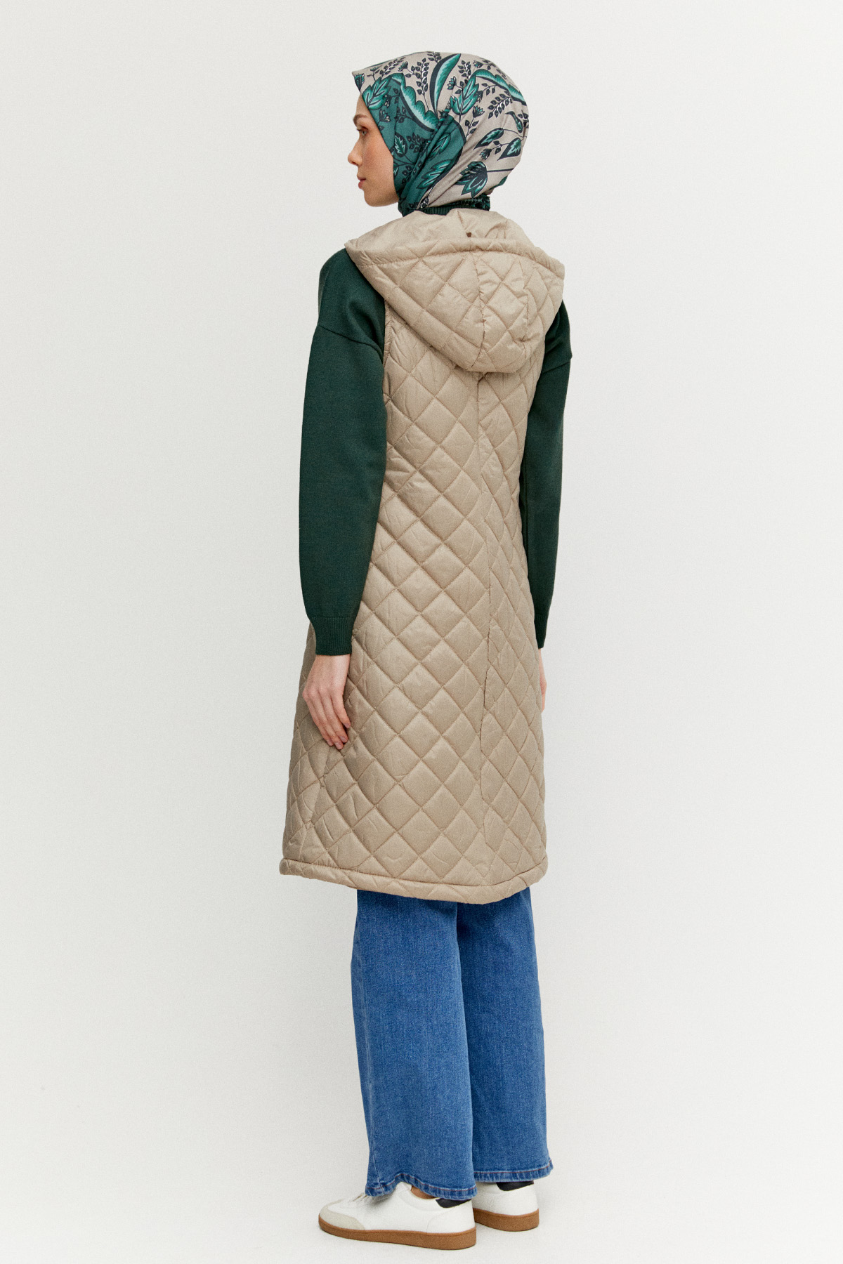 Kapüşonlu Baklava Desenli Kapitone Yelek, Tesettür Giyim