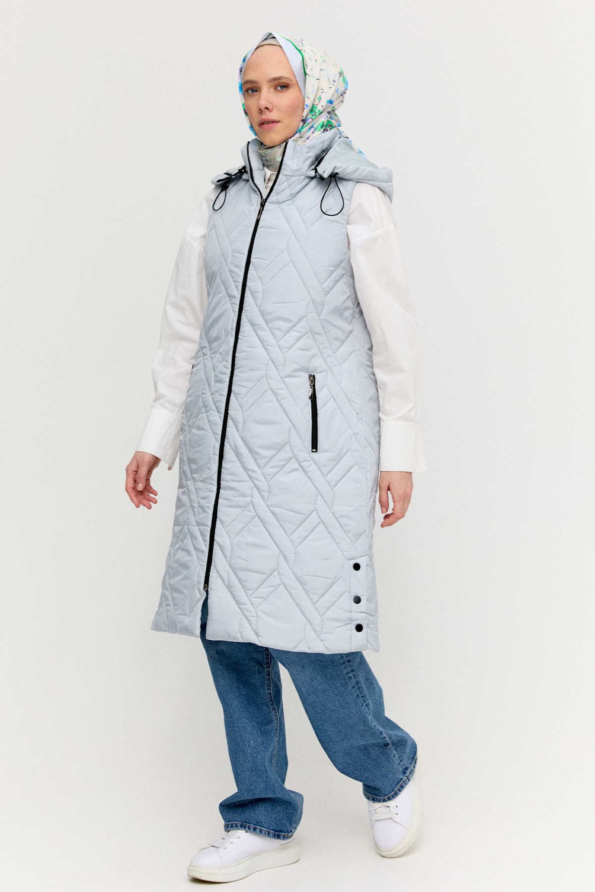 Seyyar Kapüşonlu Desenli Kapitone Yelek, Tesettür Giyim