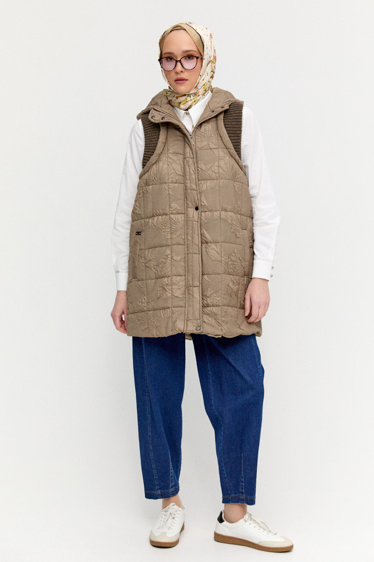 Ribanalı Kapüşonlu Kapitone Yelek, Tesettür Giyim