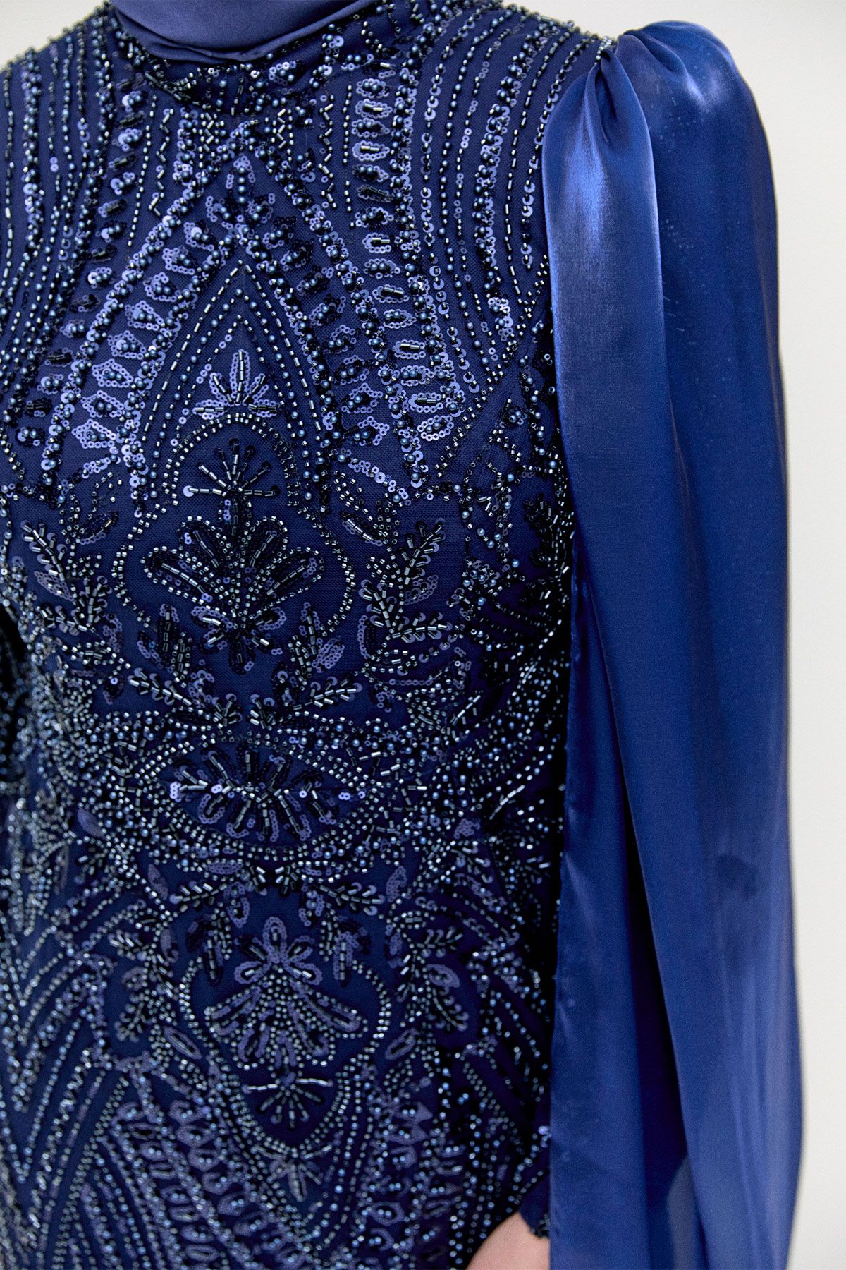 Şifon Detaylı Taş İşlemeli Abiye, Tesettür Giyim