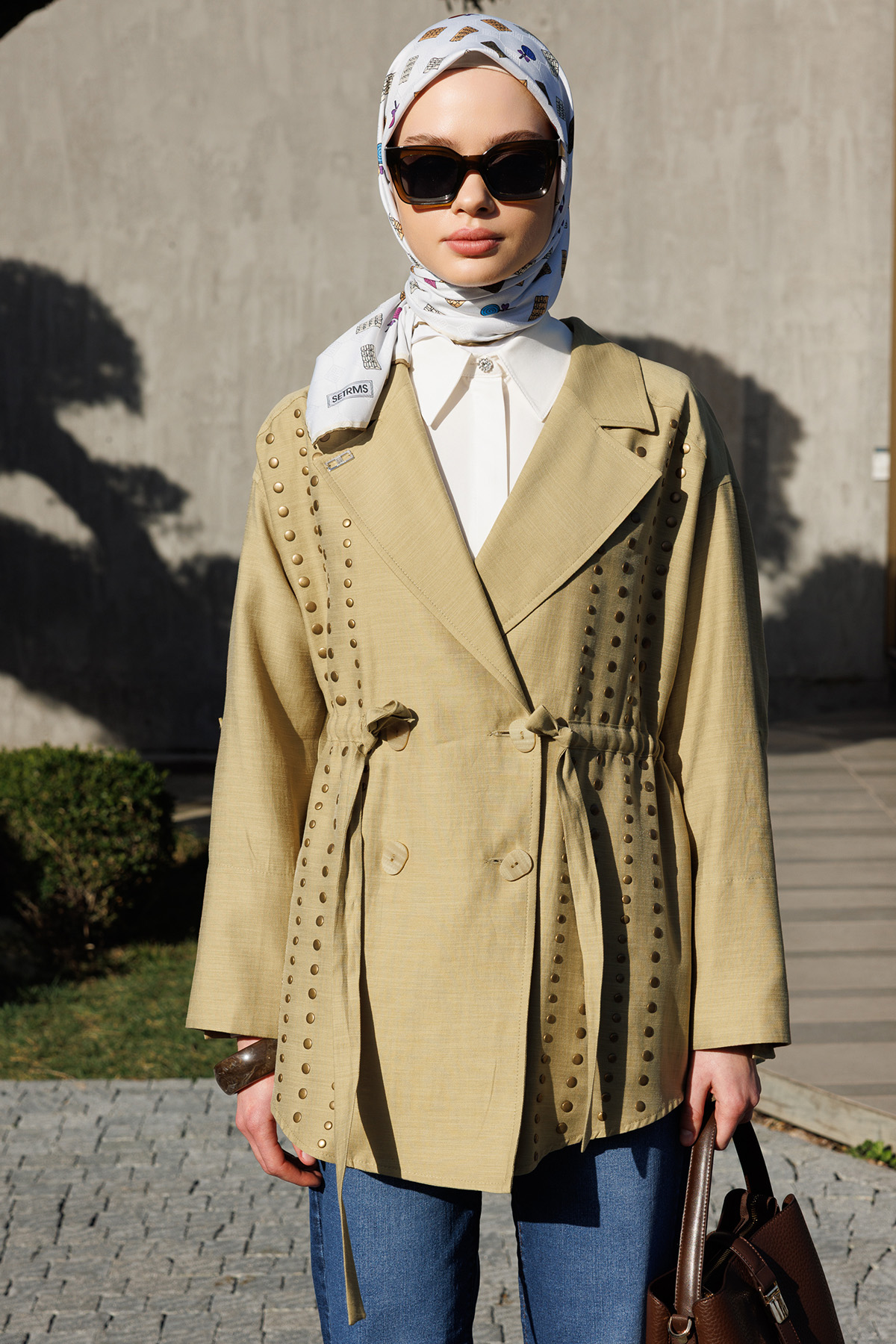 Metal Aksesuarlı Ceket, Tesettür Giyim