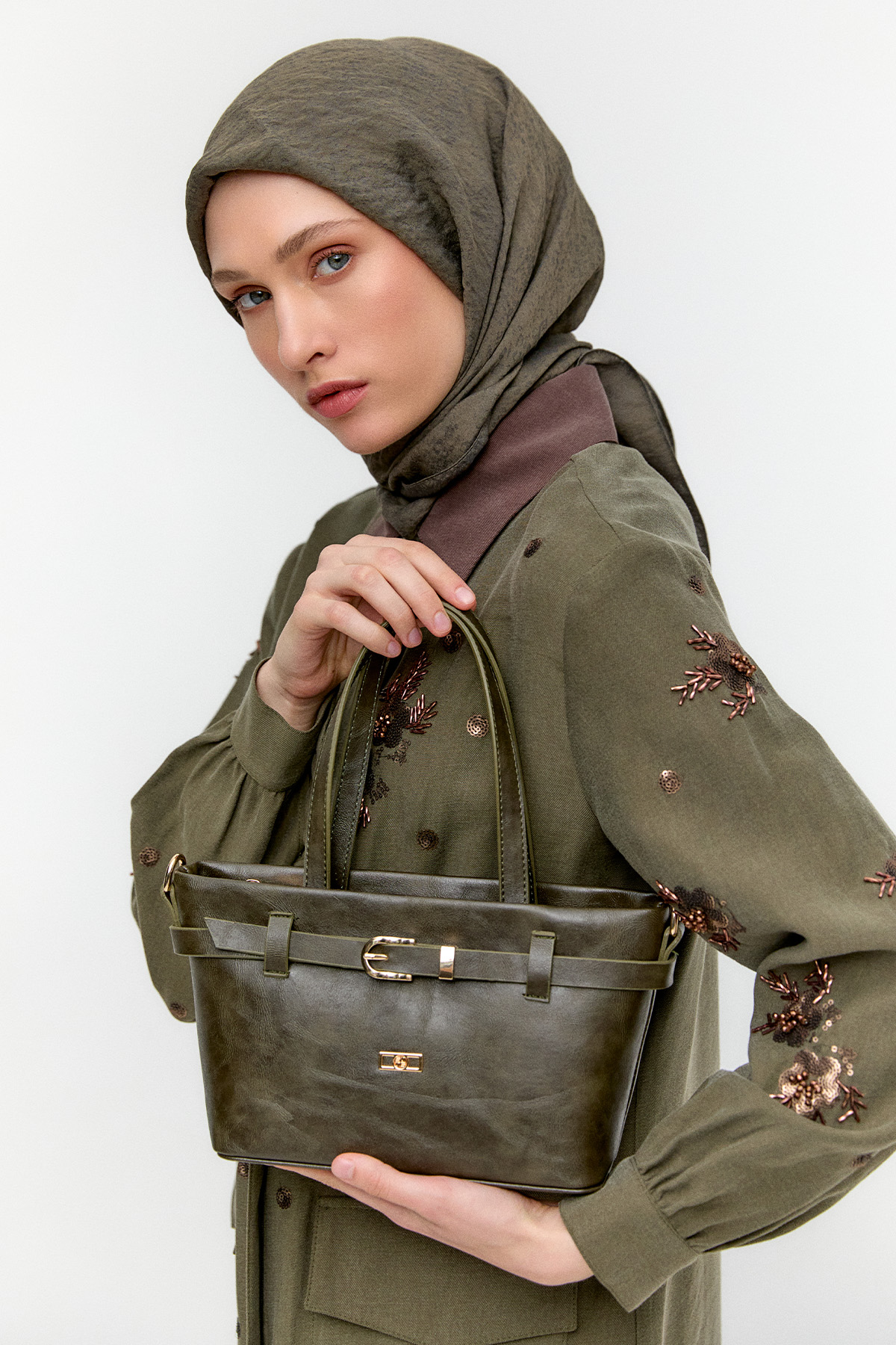 Kemer Detaylı Deri Askılı Çanta, Tesettür Giyim