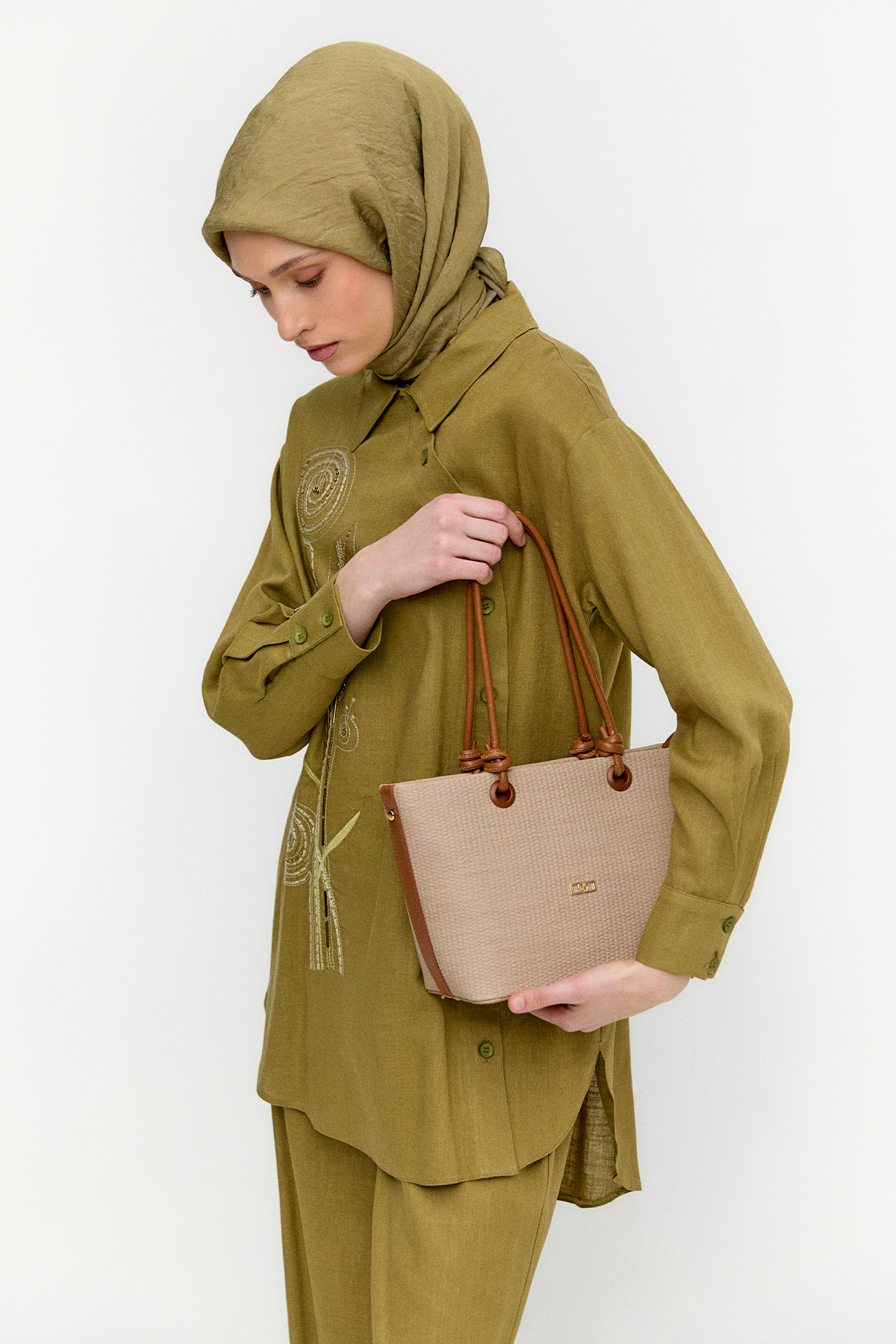 Dokulu Suni Deri Fermuarlı Çanta, Tesettür Giyim