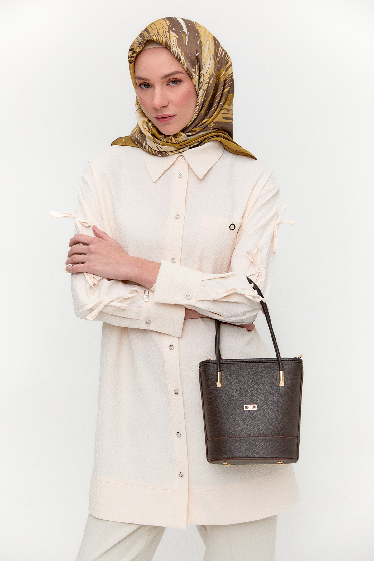 Deri Askılı Kova Çanta, Tesettür Giyim