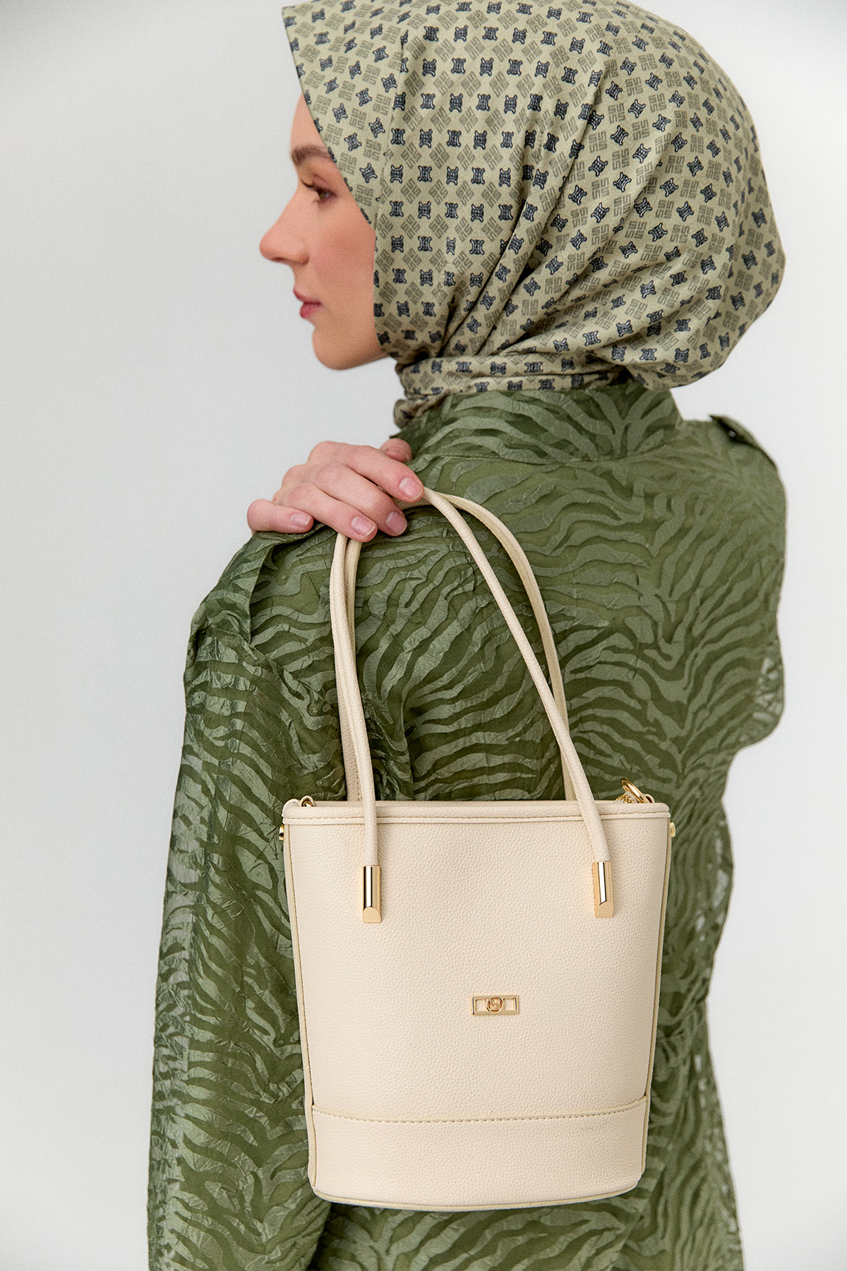 Deri Askılı Kova Çanta, Tesettür Giyim