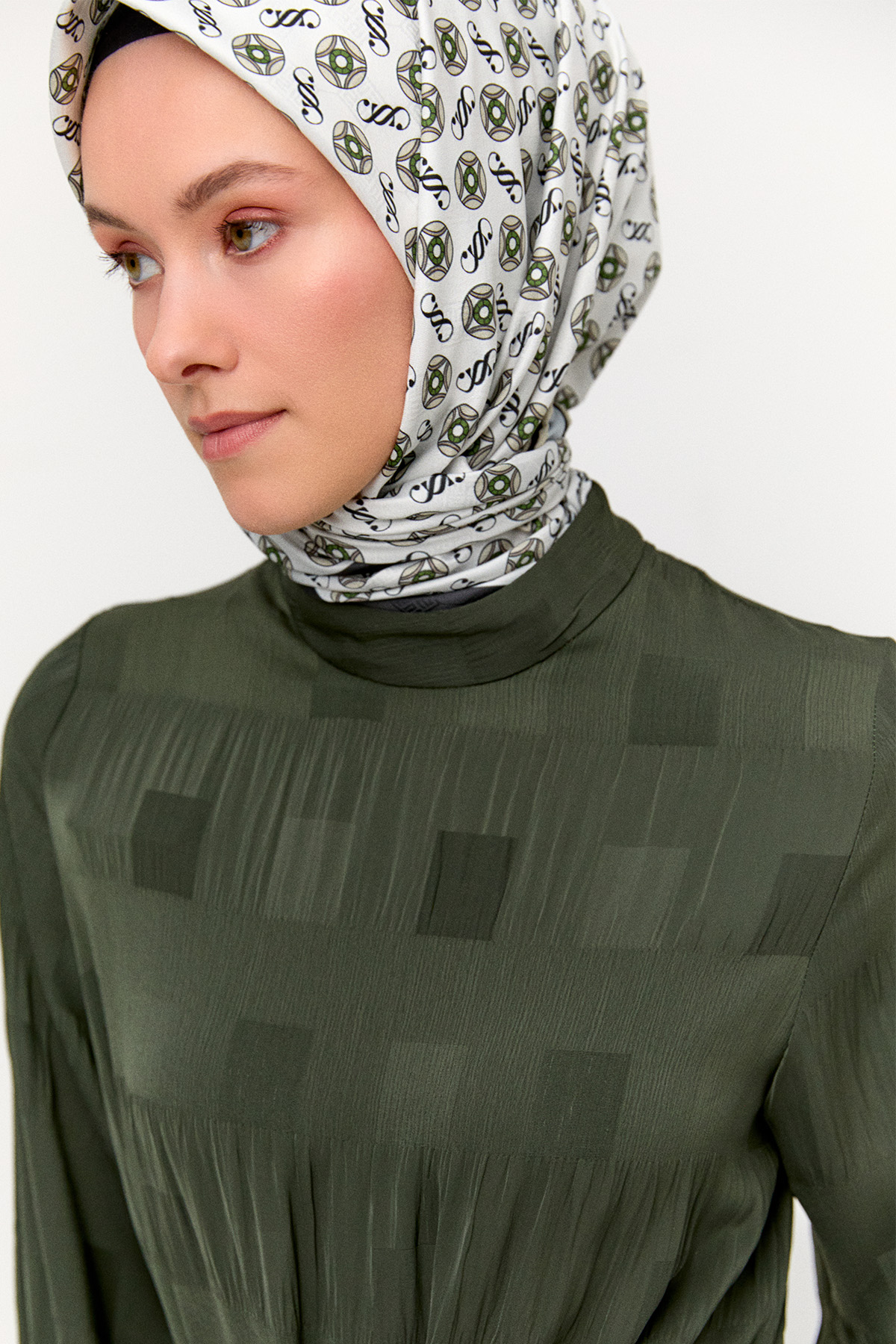 Kare Desenli Kuşaklı Elbise, Tesettür Giyim